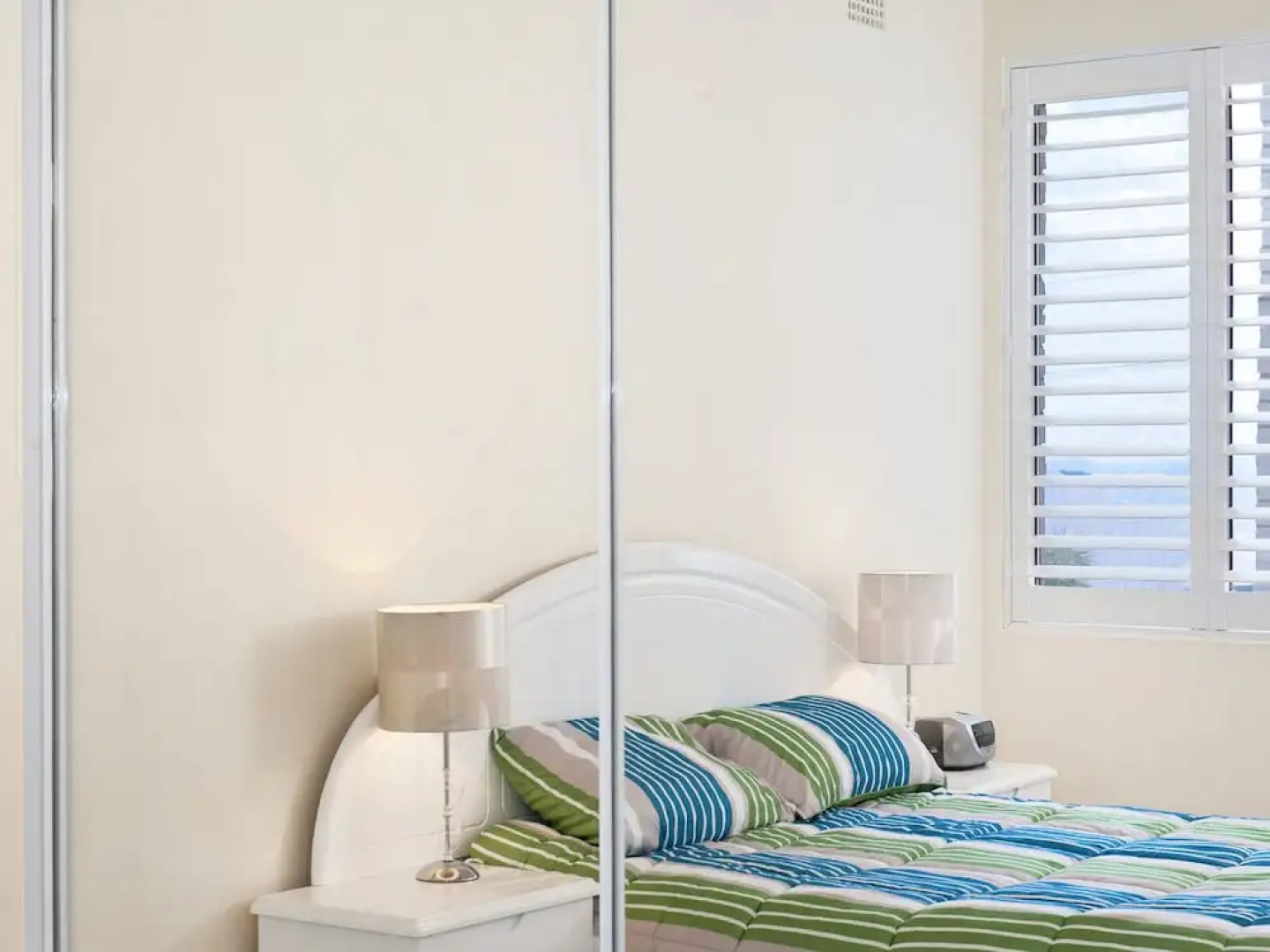 Del Rae, Unit 6/25 Shoal Bay Road