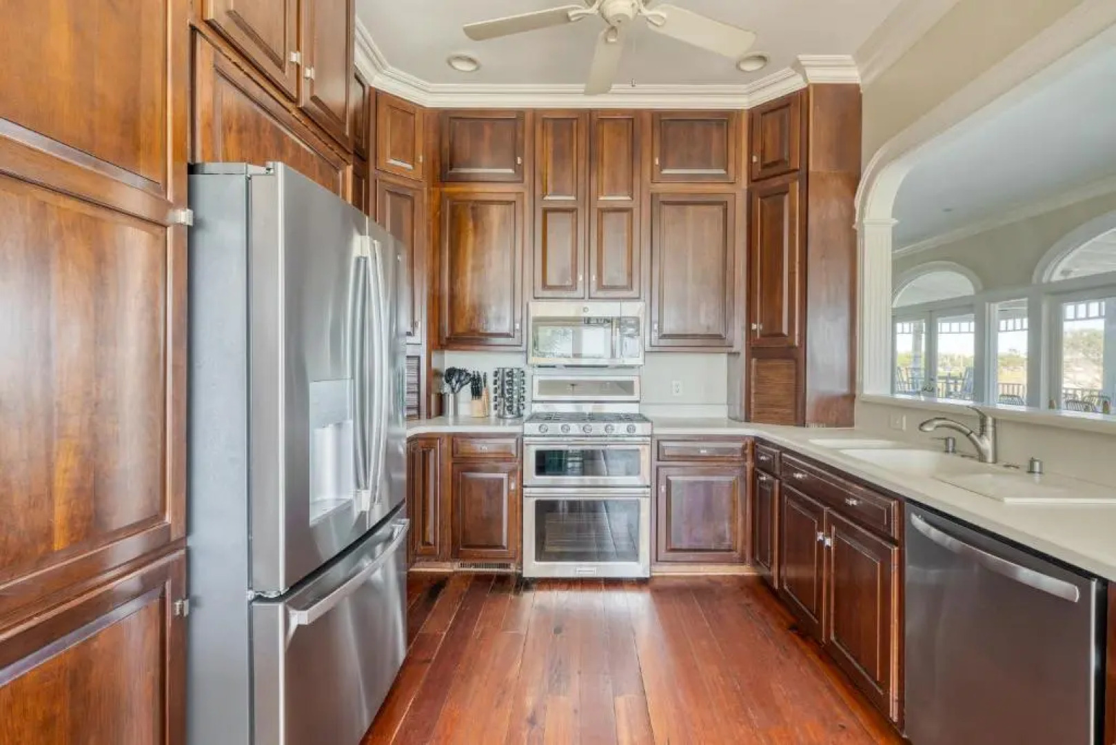 Haven by Avantstay Luxury Beachfront Home w/ Pool & Gorgeous Patios