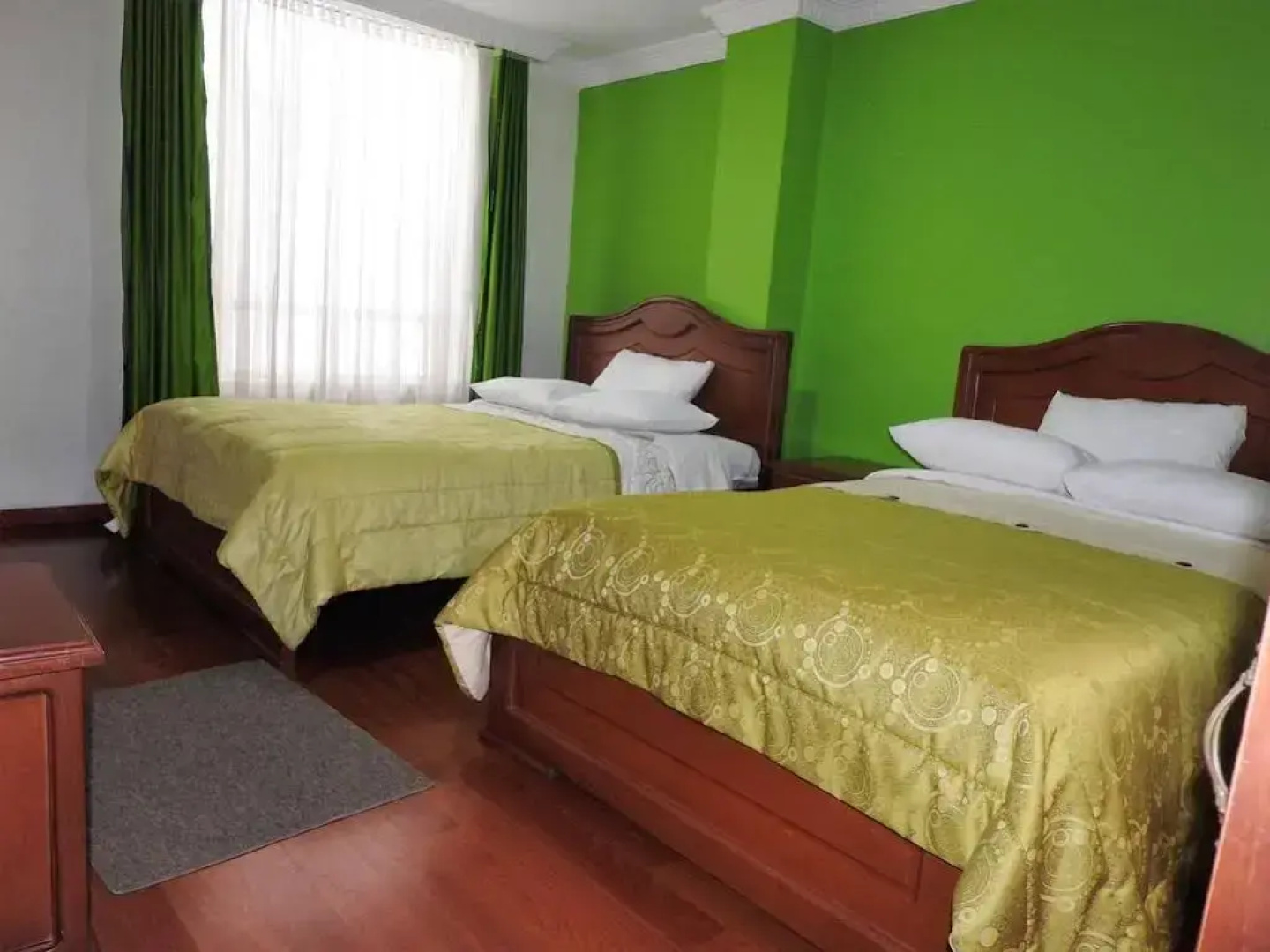 Hotel Sello Dorado