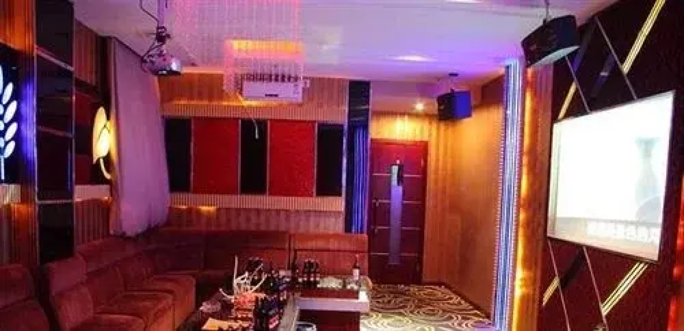 Lintong Grand Hotel - Lingcang