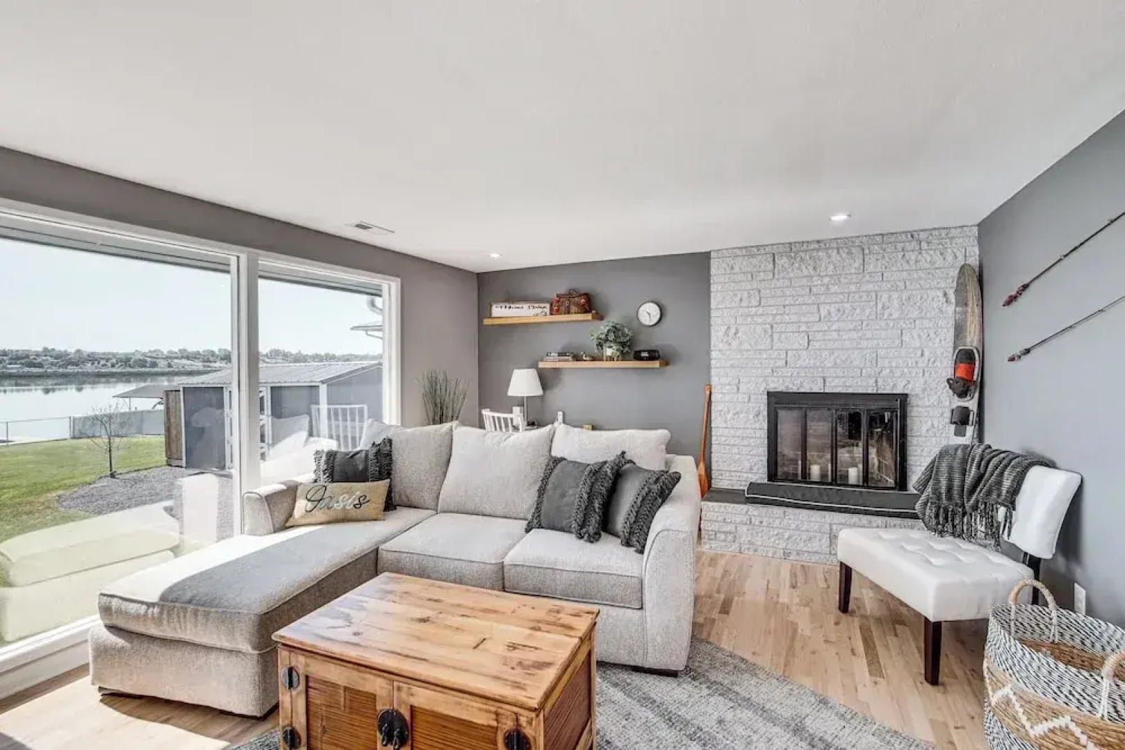 Hunting & Fishing Trip Base Camp on Moses Lake!