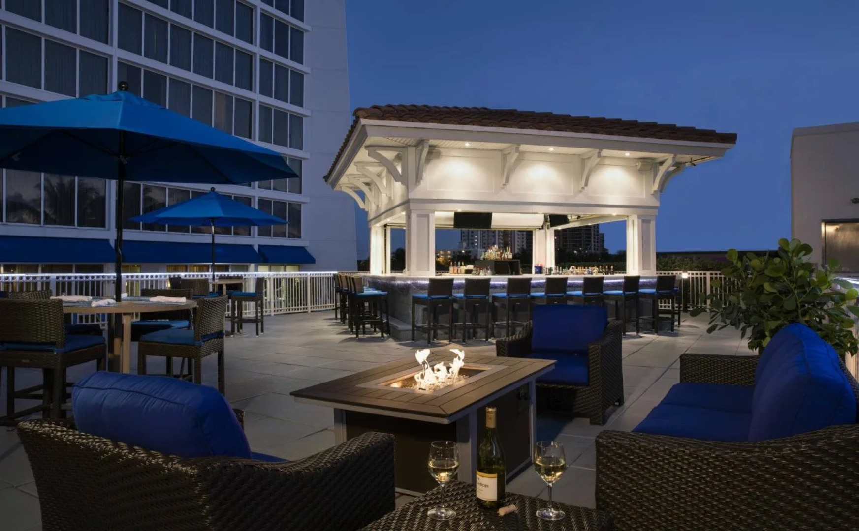 Courtyard by Marriott Oceanside Fort Lauderdale Beach