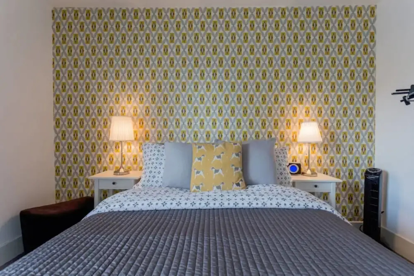 Ashton House, Luton - inhabit short stays