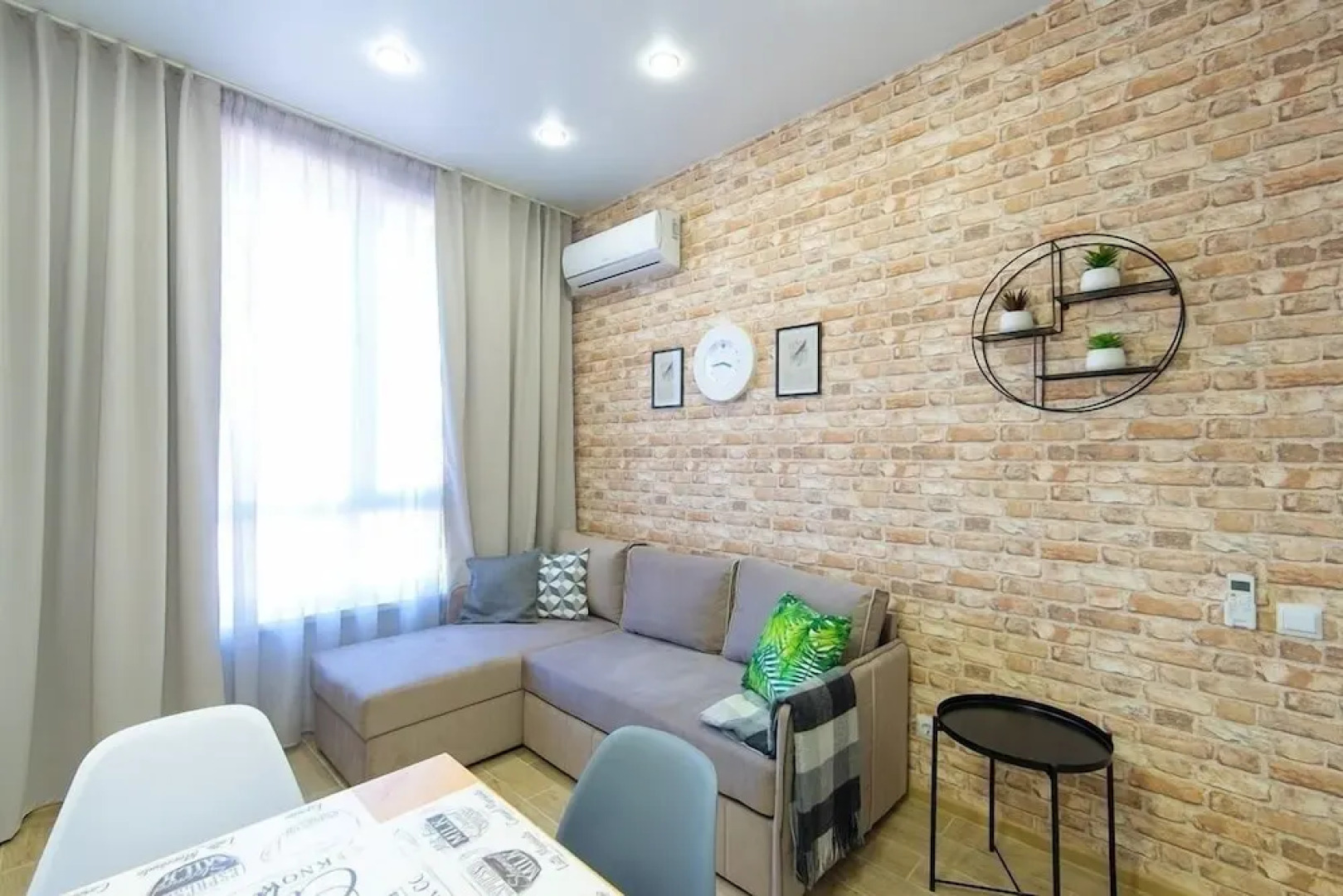 Апартаменты More, ул. Кувшинок, 8-2