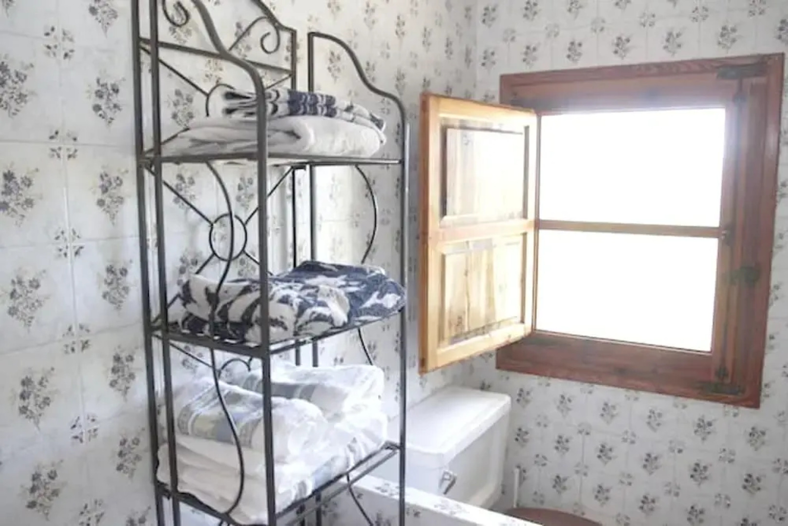 Villa With 3 Bedrooms in Juncosa   Vall D'alba, With Wonderful Mountain View, Private Pool, Terrace