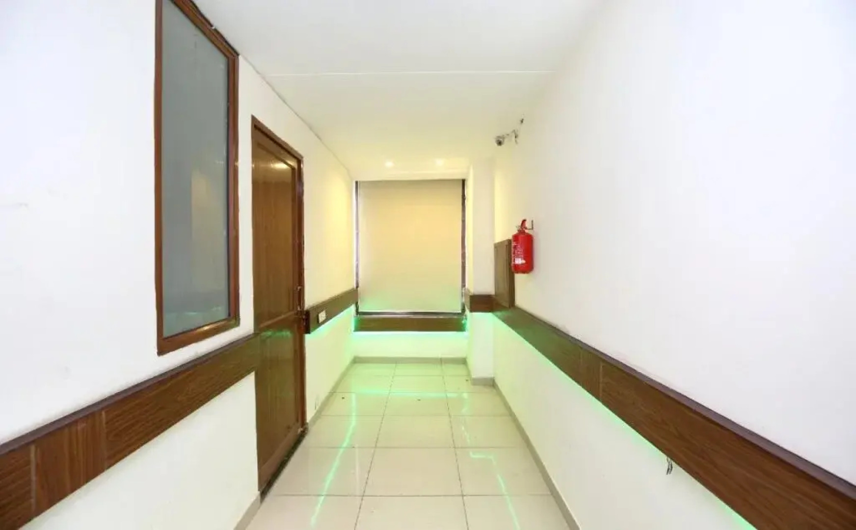 Oyo 18709 Hotel Yatri Niwas