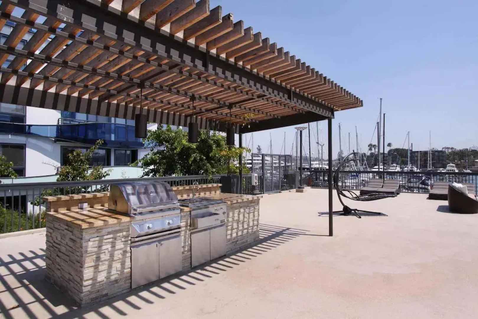 Waterfront Suites At Marina Del Rey