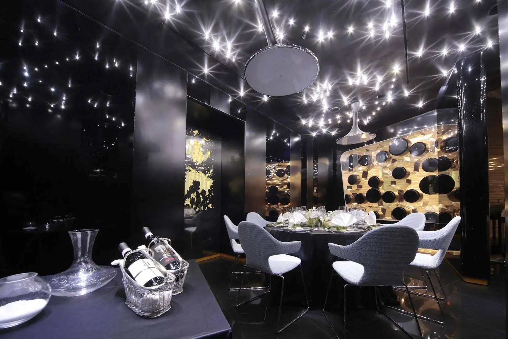 Palazzo Matteotti, The Dedica Anthology, Autograph Collection