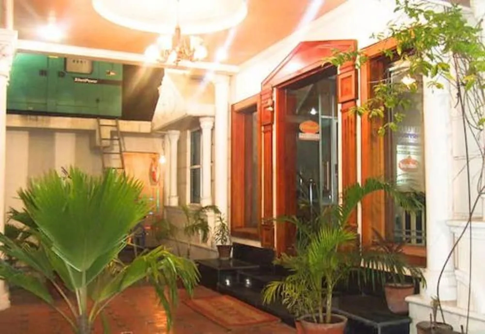Kumaran Residency