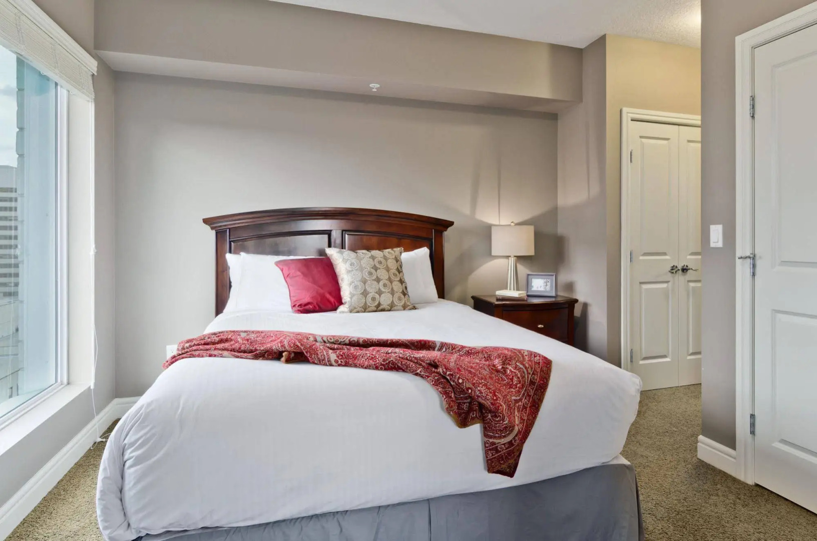 Executive Suites by Roseman - Five West