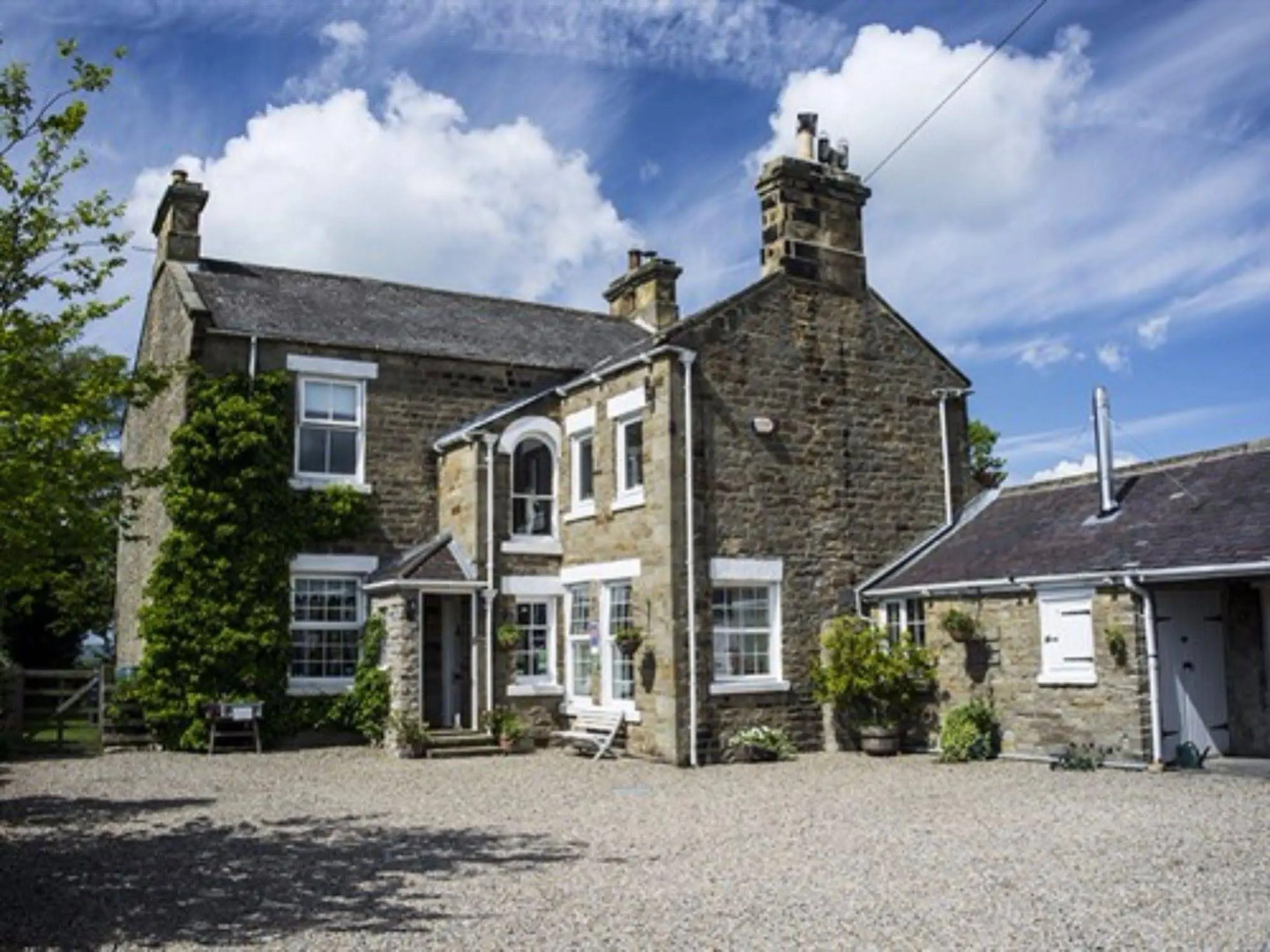 Dowfold House Bed & Breakfast