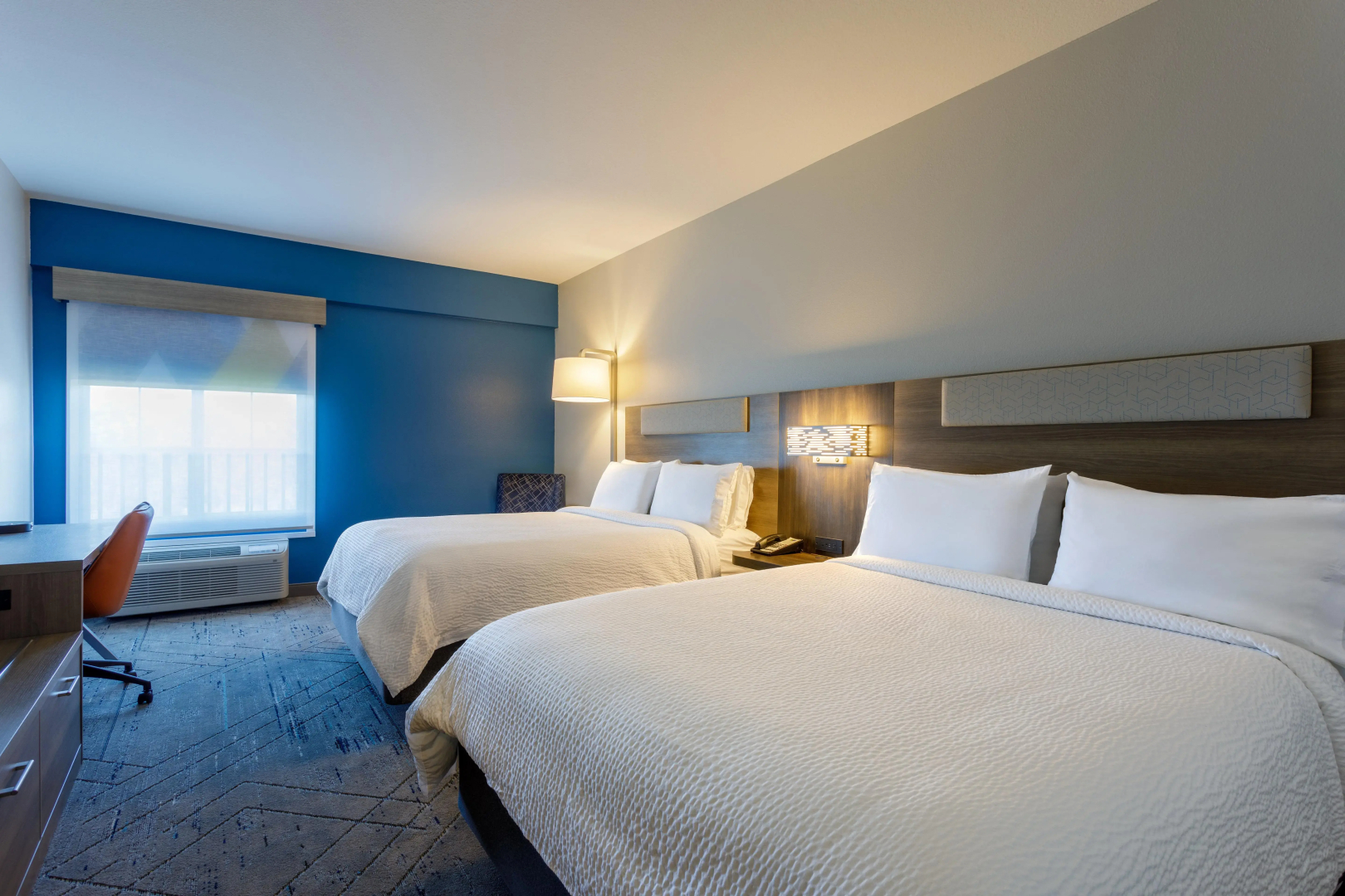 Holiday Inn Express Tampa N I-75 - University Area by IHG