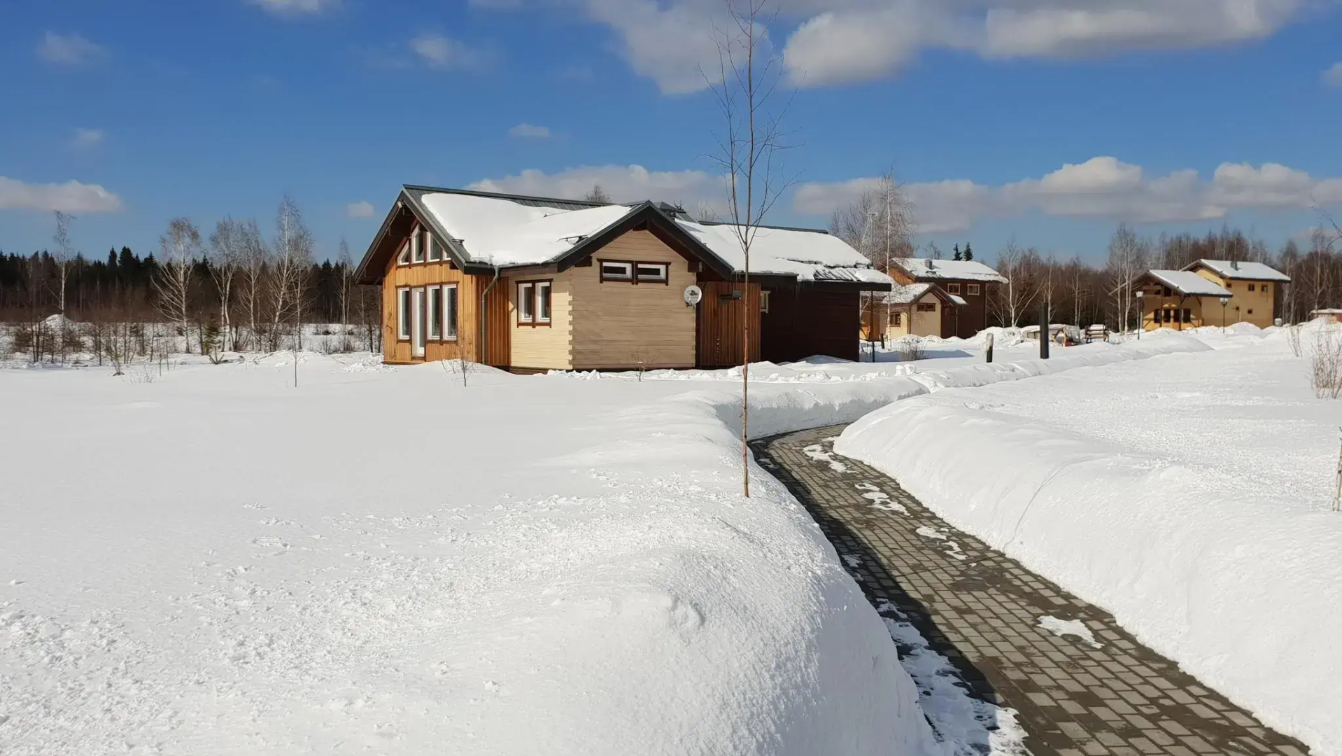 Коттедж Б6 на базе отдыха Новинки Парк