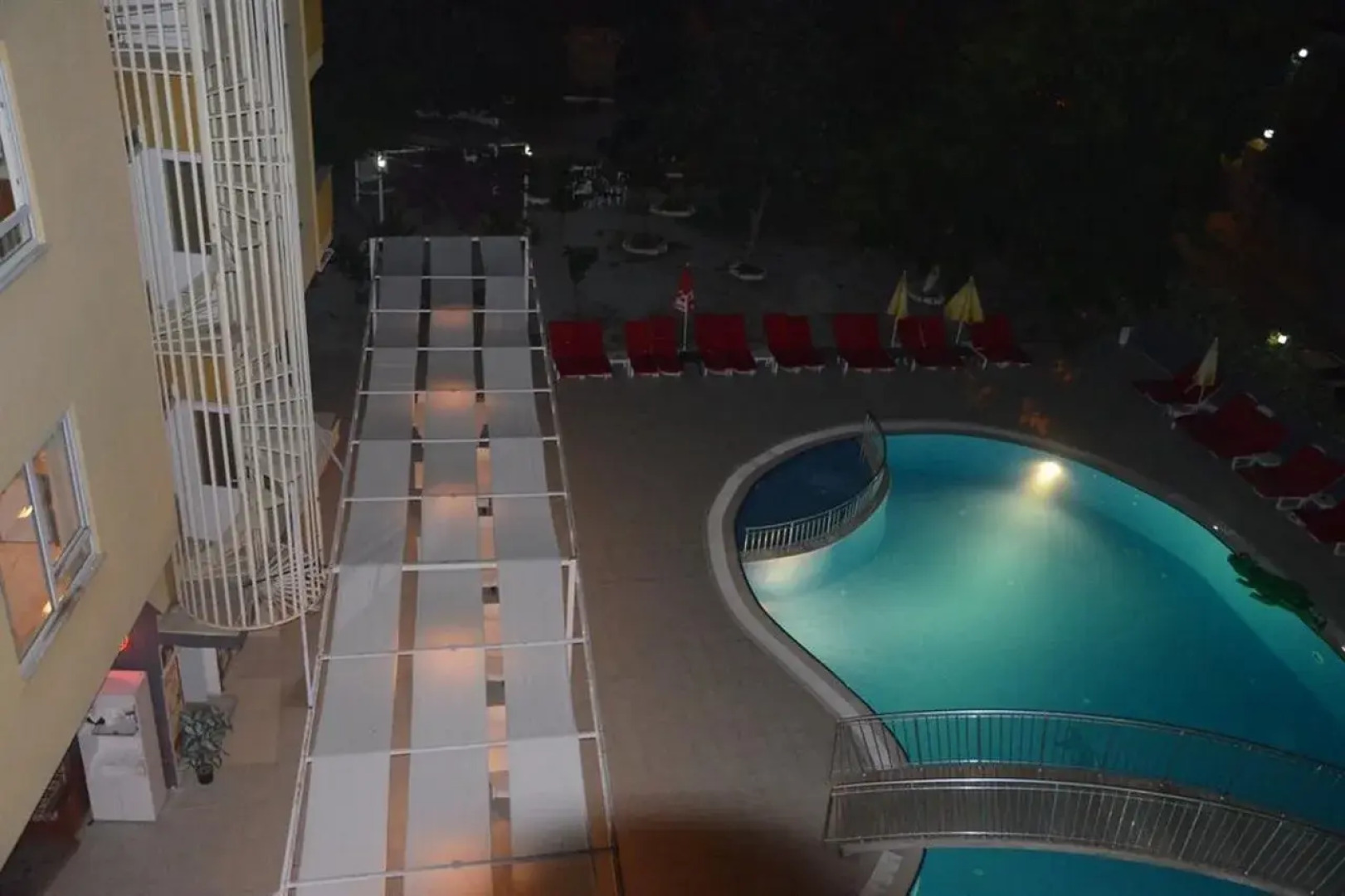 Rose Garden Apart Hotel