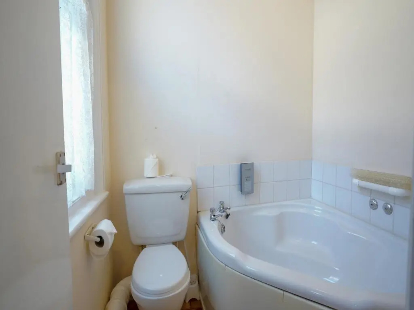 OYO Shanklin Beach Hotel