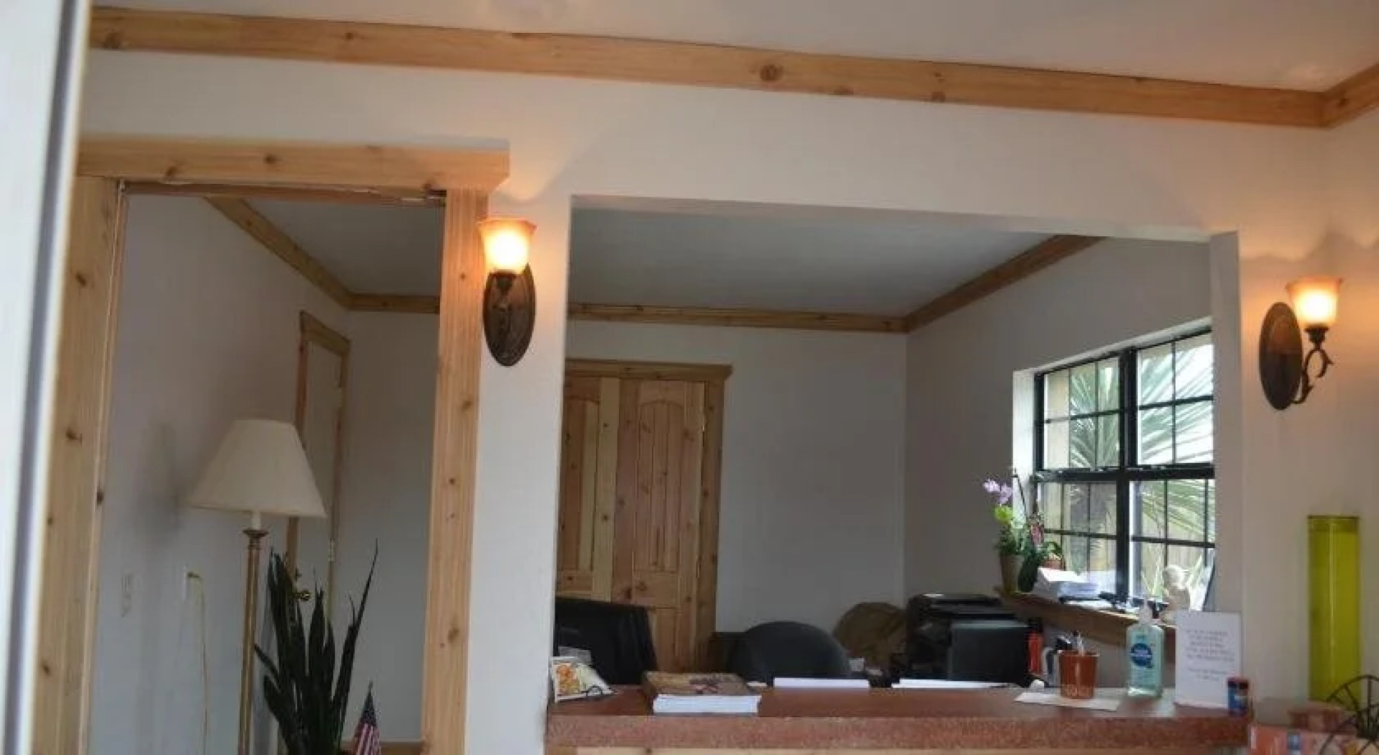 Granbury Inn & Suites