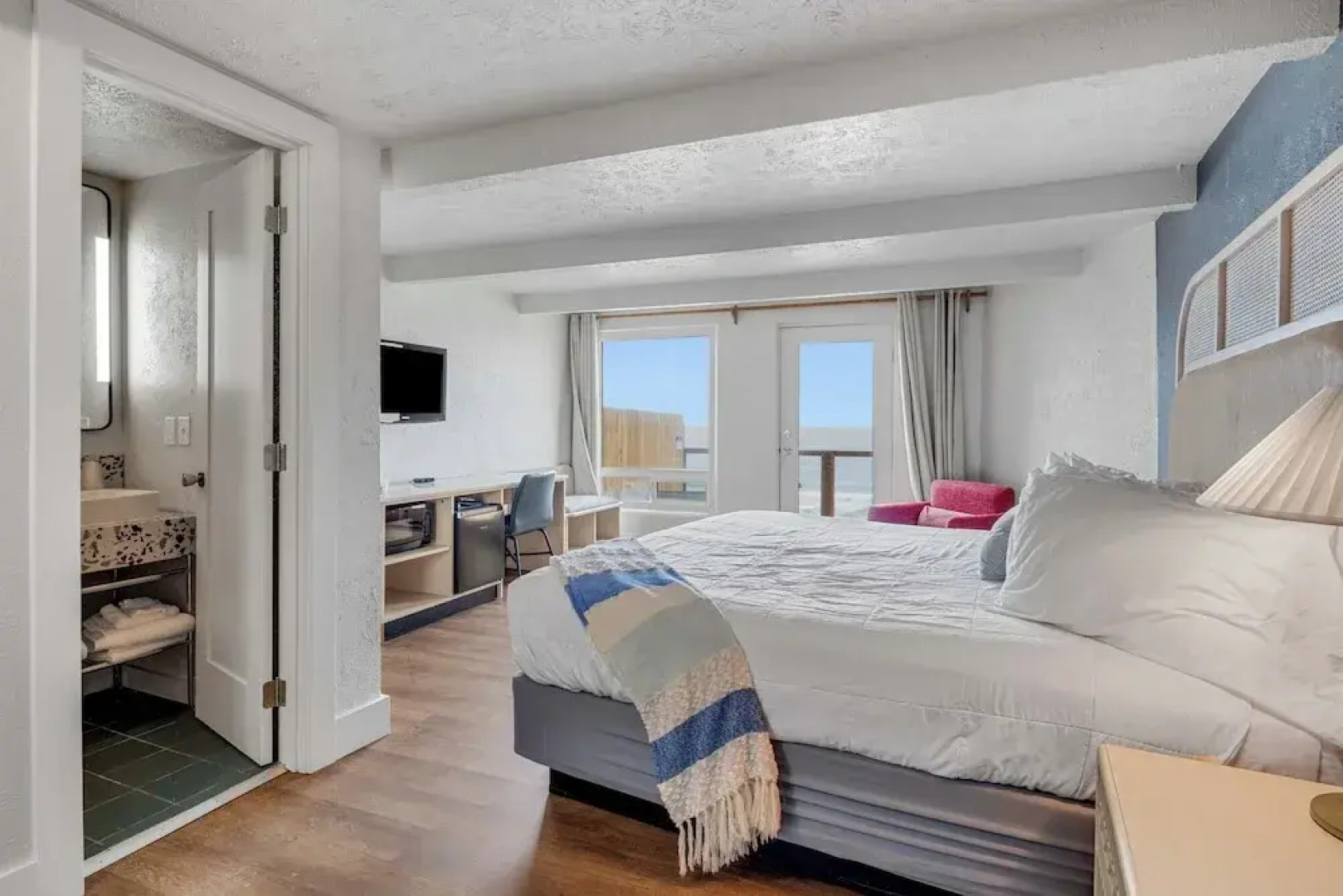 Seagull Beach Front Motel