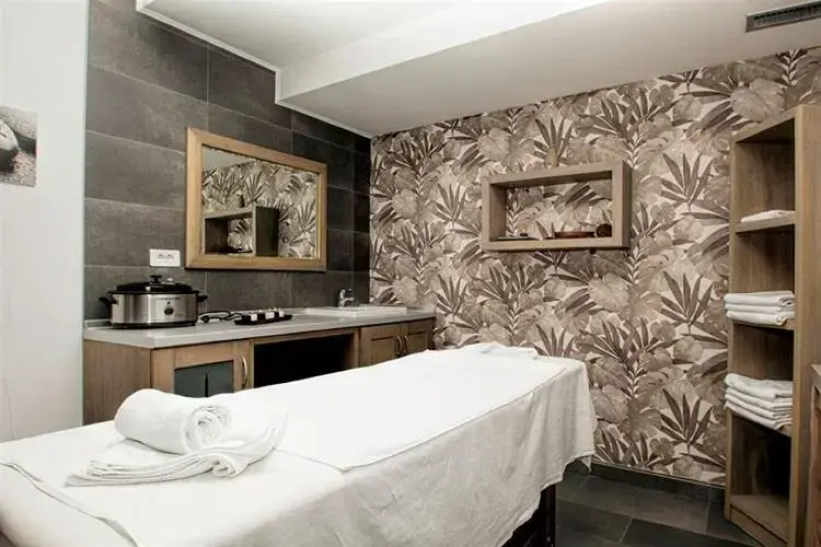 Apartment For 4 Persons At Luxhotel
