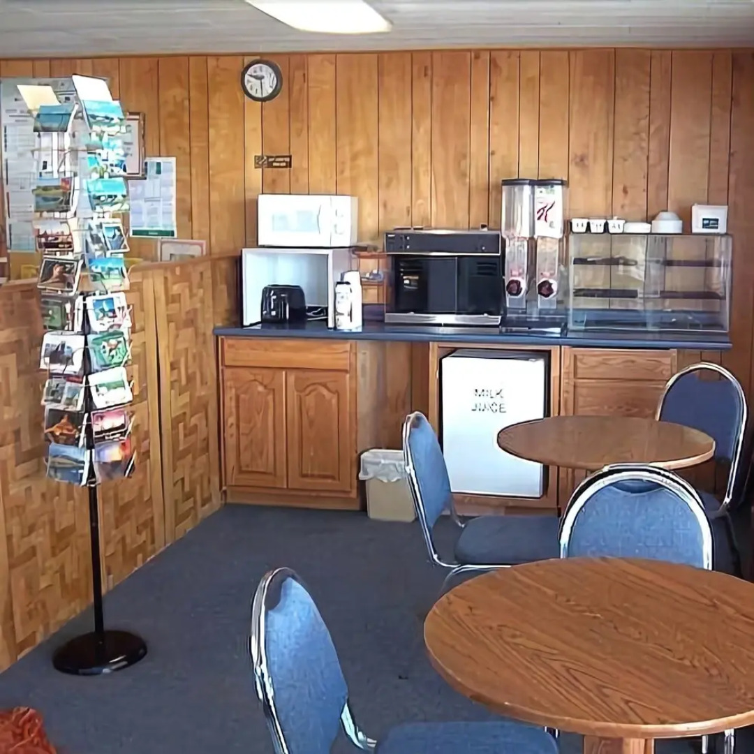 Circle S Motel