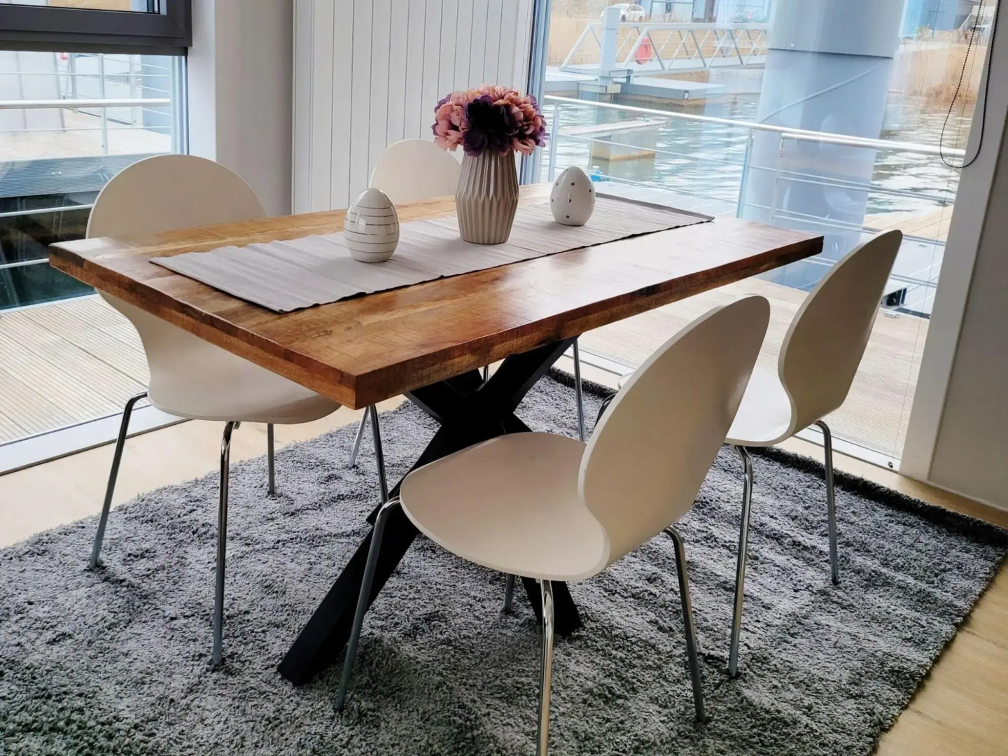 Apartment in a floating house on the Geierswalder See