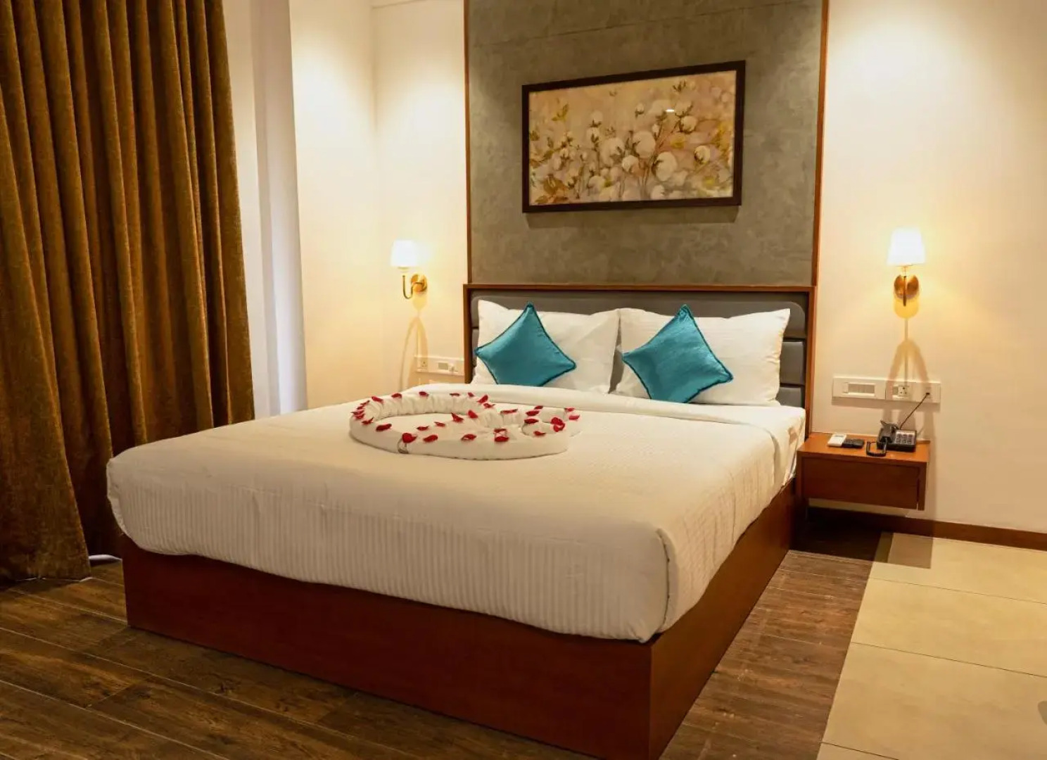 OYO Premium East Nada