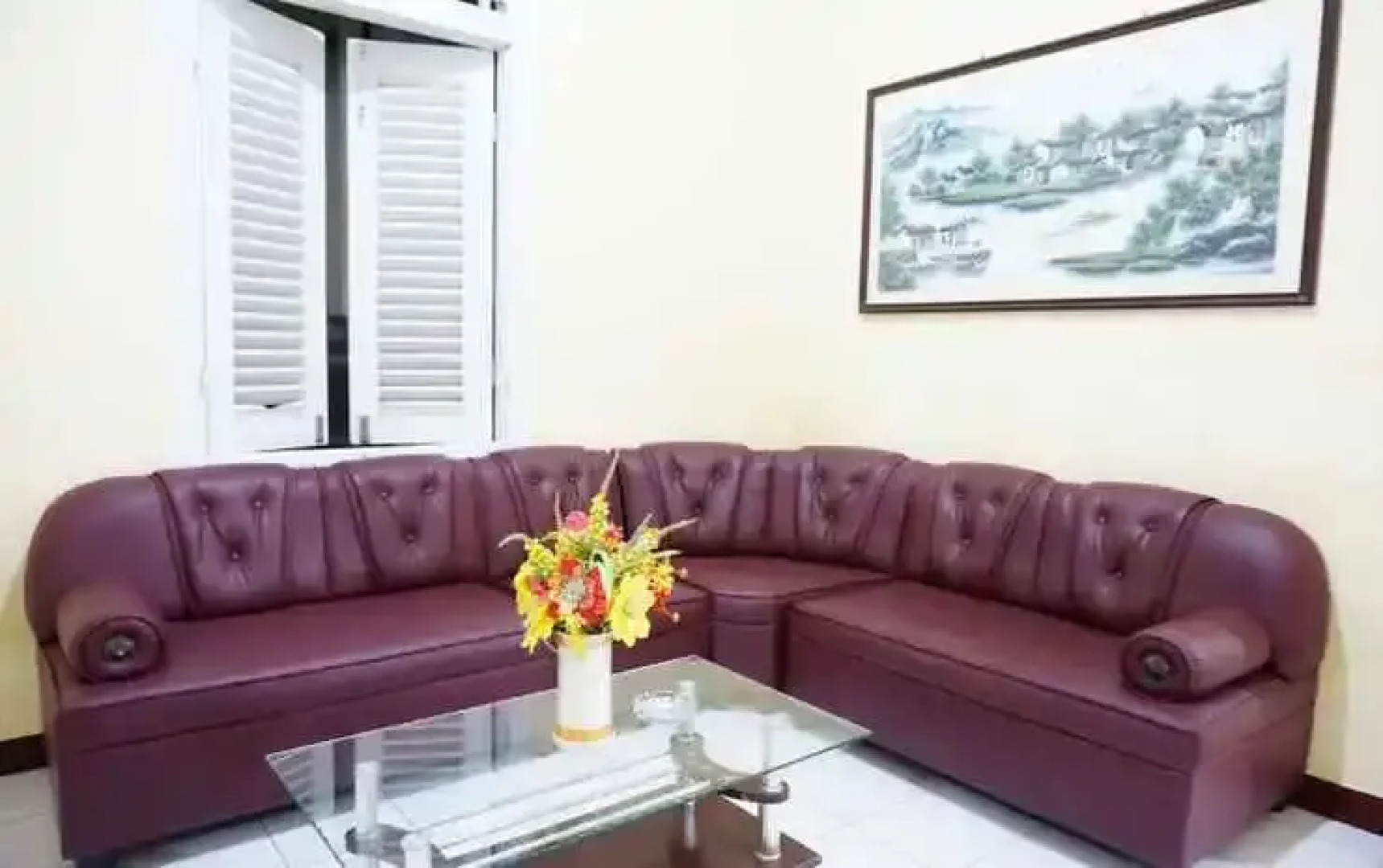 R7 Homestay Nani Wartabone