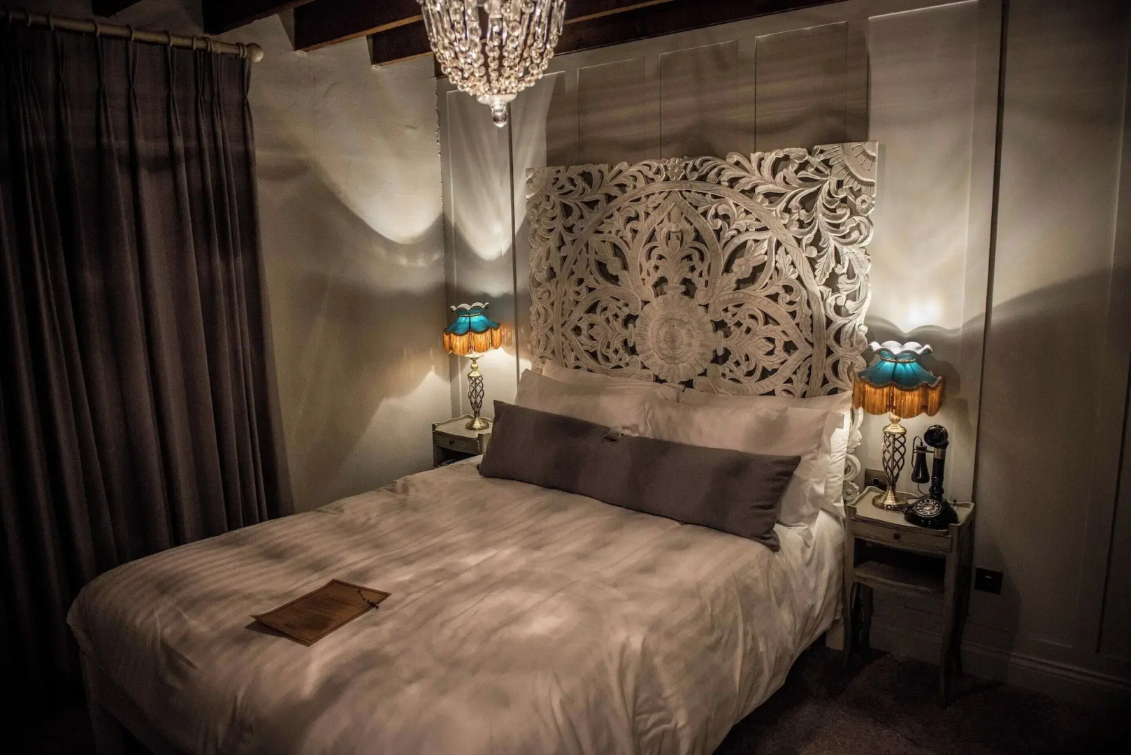 Le Petit Chateau & William de Percy