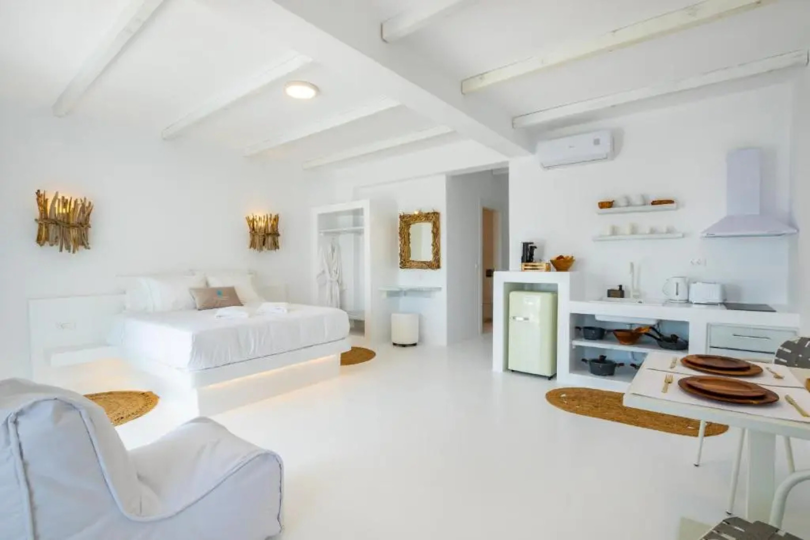 Thalasidi Luxury Suites