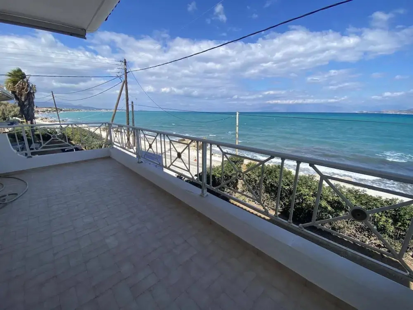 Costa Vasia Suites & Apartments