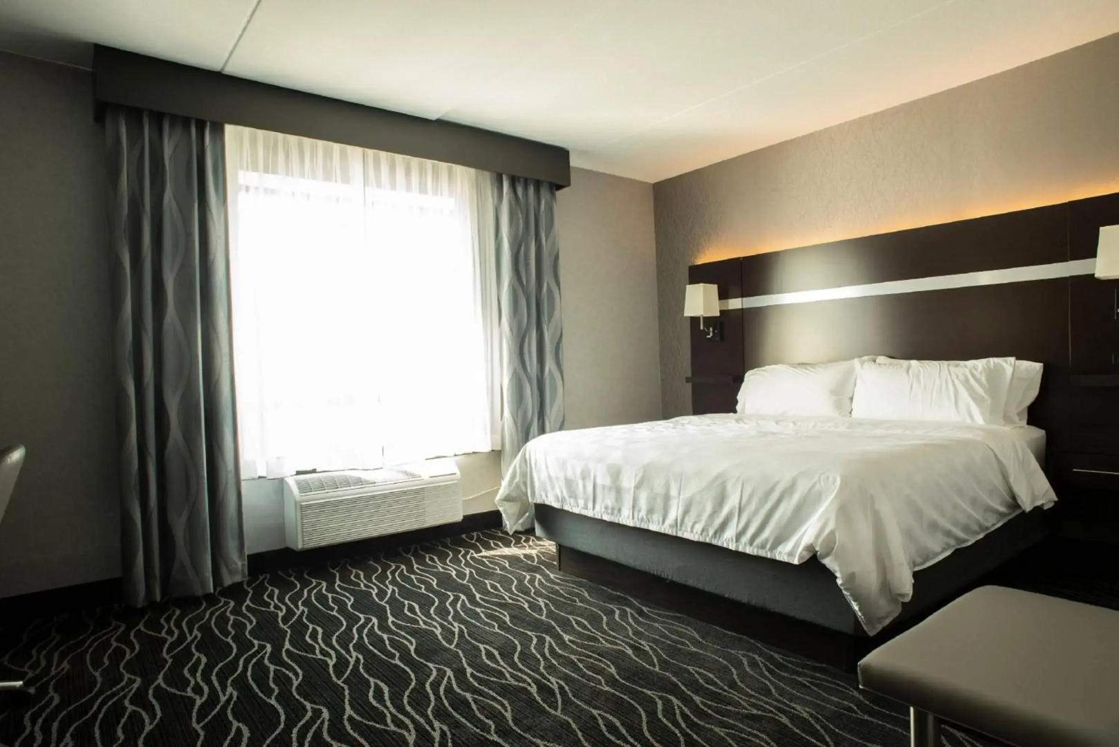 Holiday Inn & Suites - Joliet Southwest by IHG