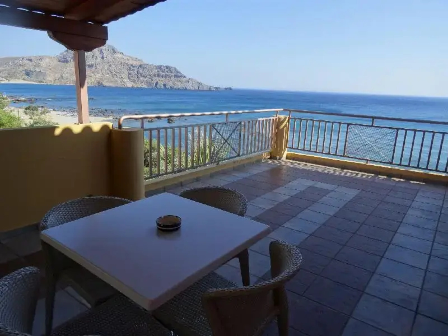 Thalassa House Apartments