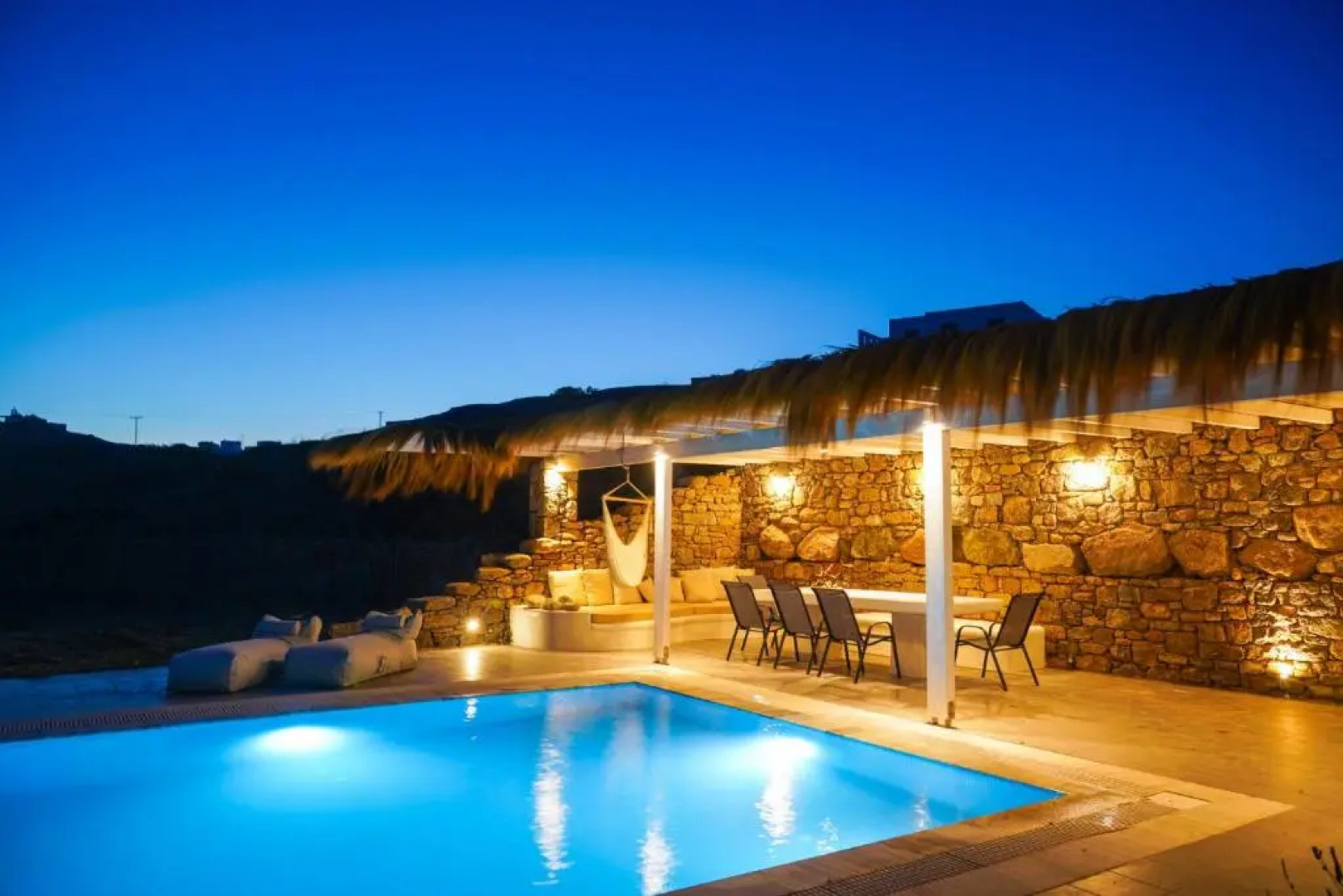 Vesper Jewel Luxurious Residence Complex