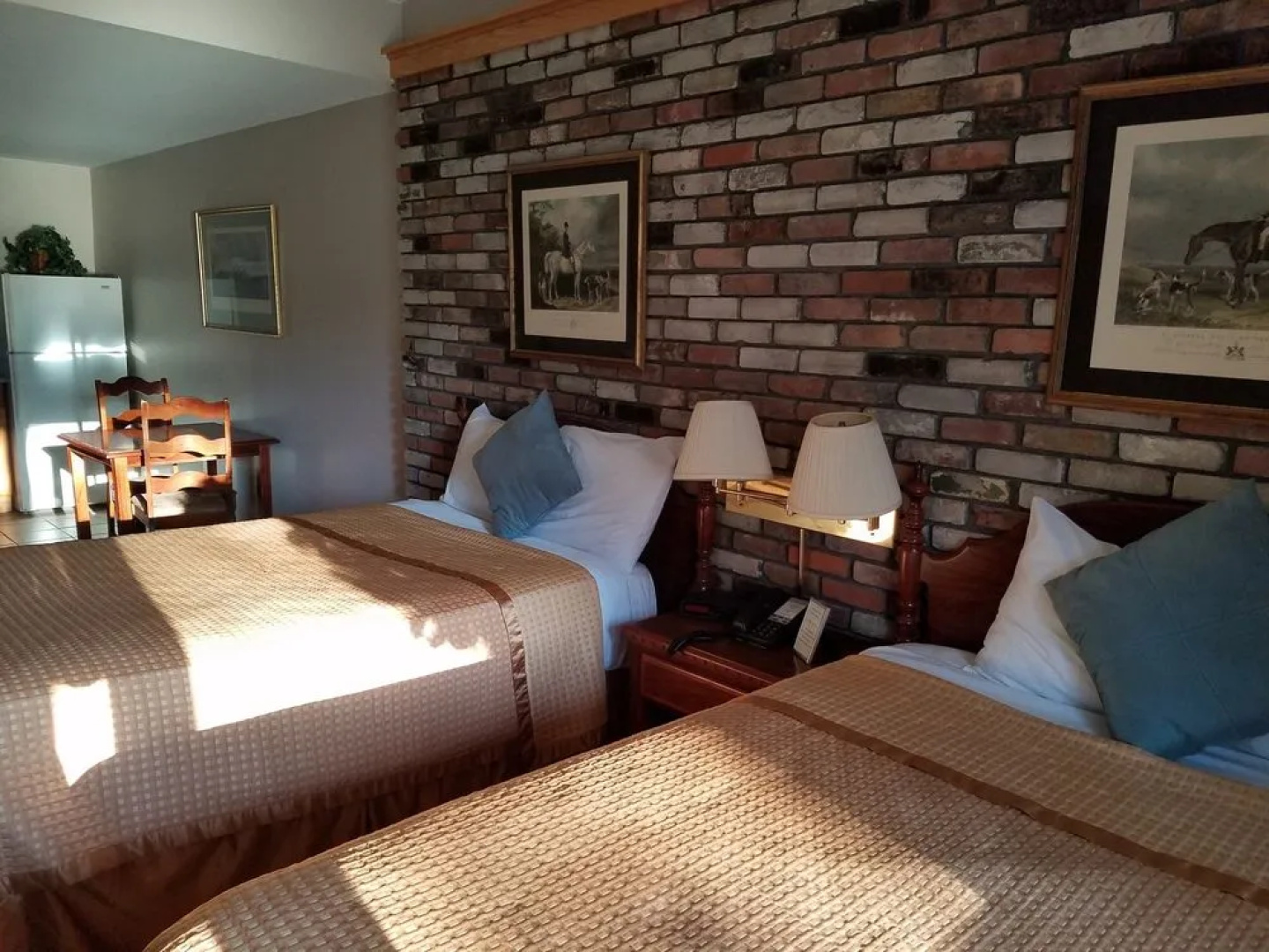The Carriage House Inn