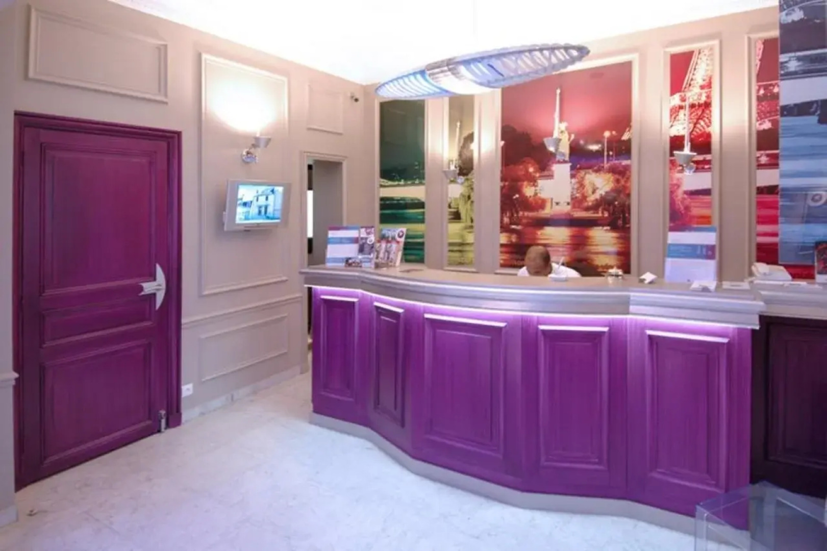 Hôtel Cervantes by Happyculture