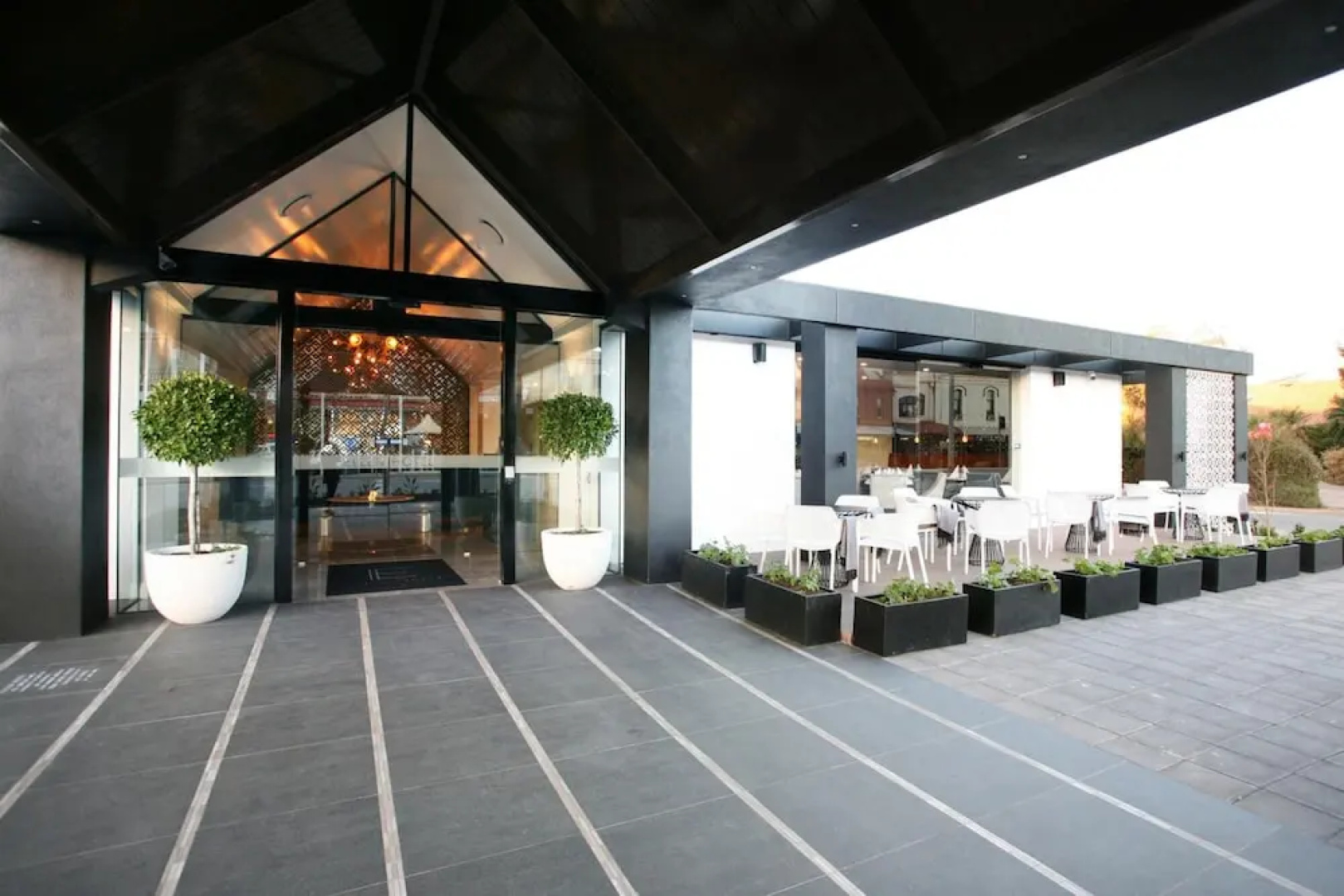 Ellen Hotel