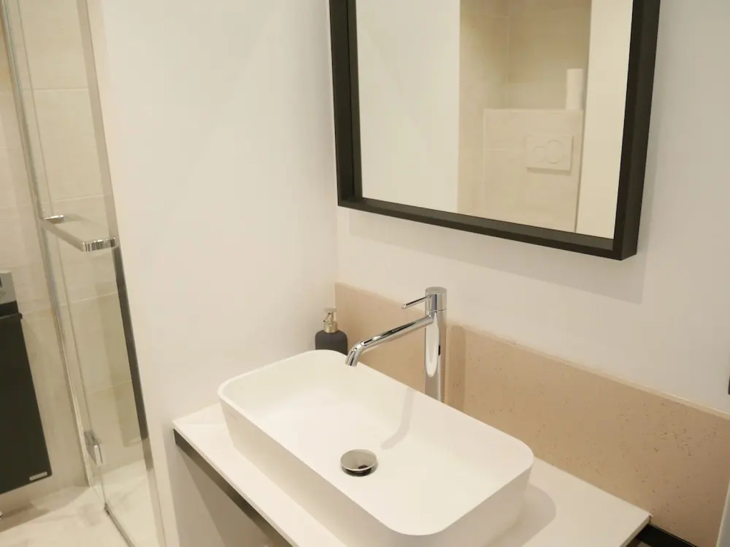 Le Chat Qui Dort - Bords de Deule