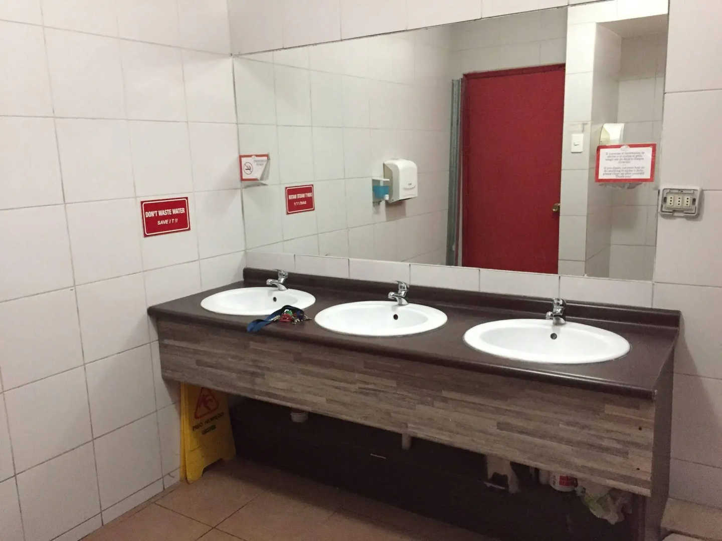 Travellers Place Hostel