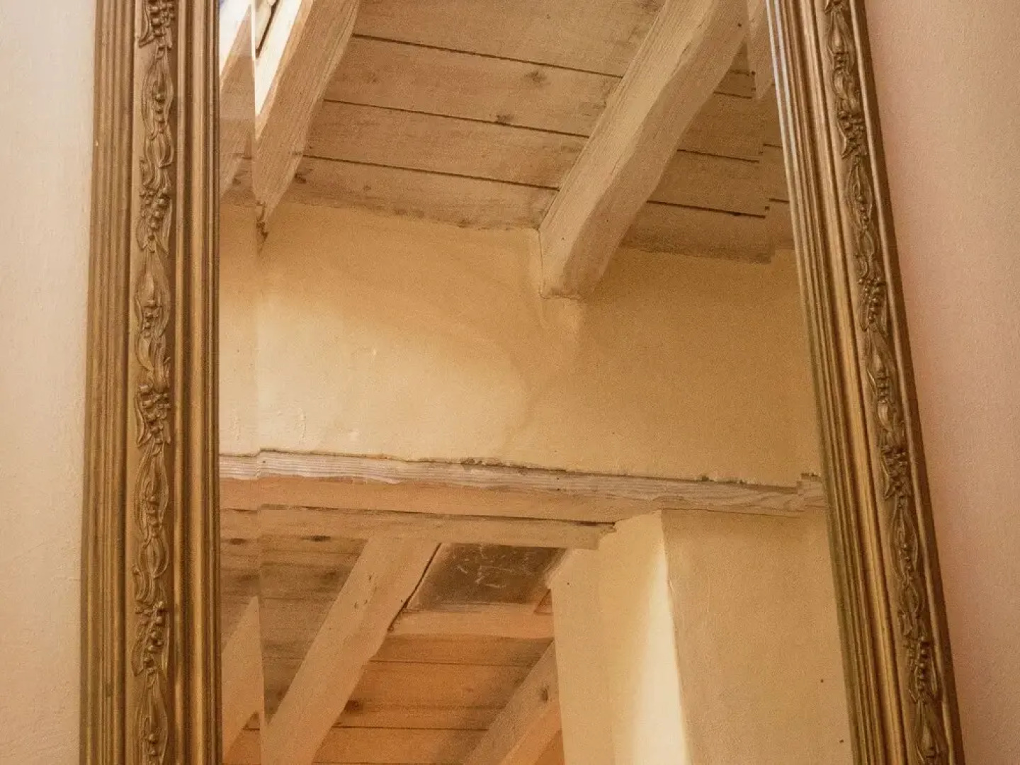 Stylish Villa in Fraissé-des-corbières With Swimming Pool