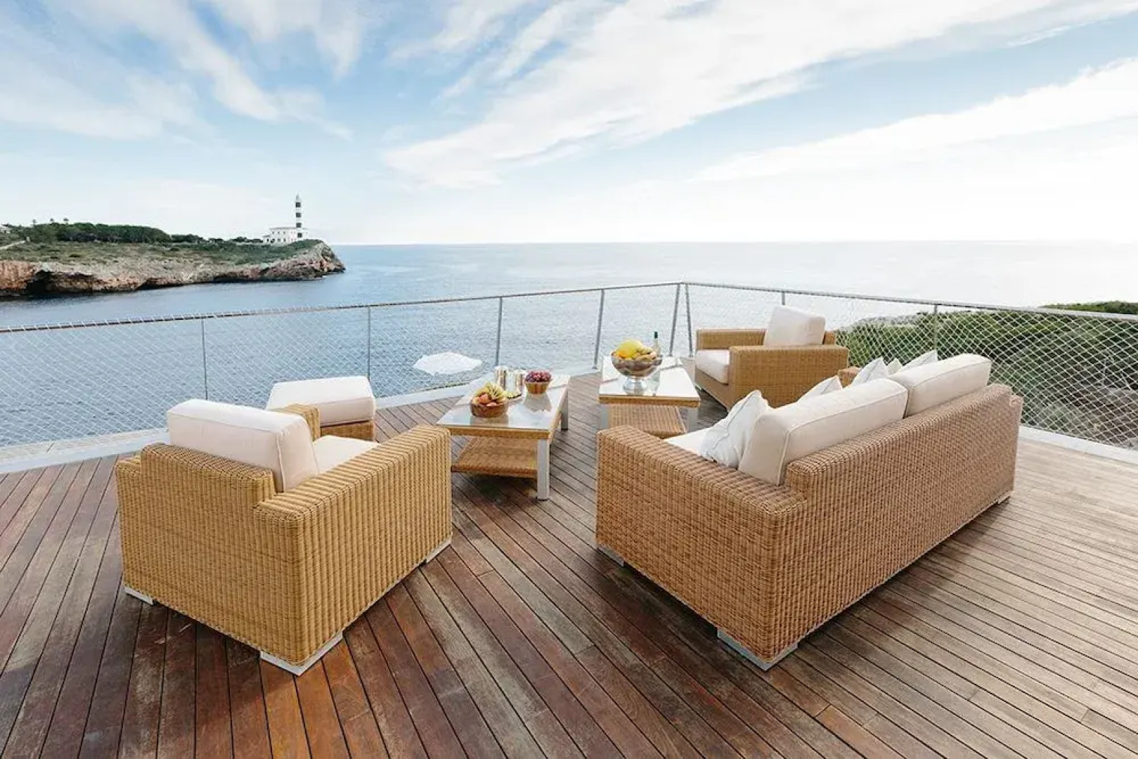 Sea Front Luxurious Villa