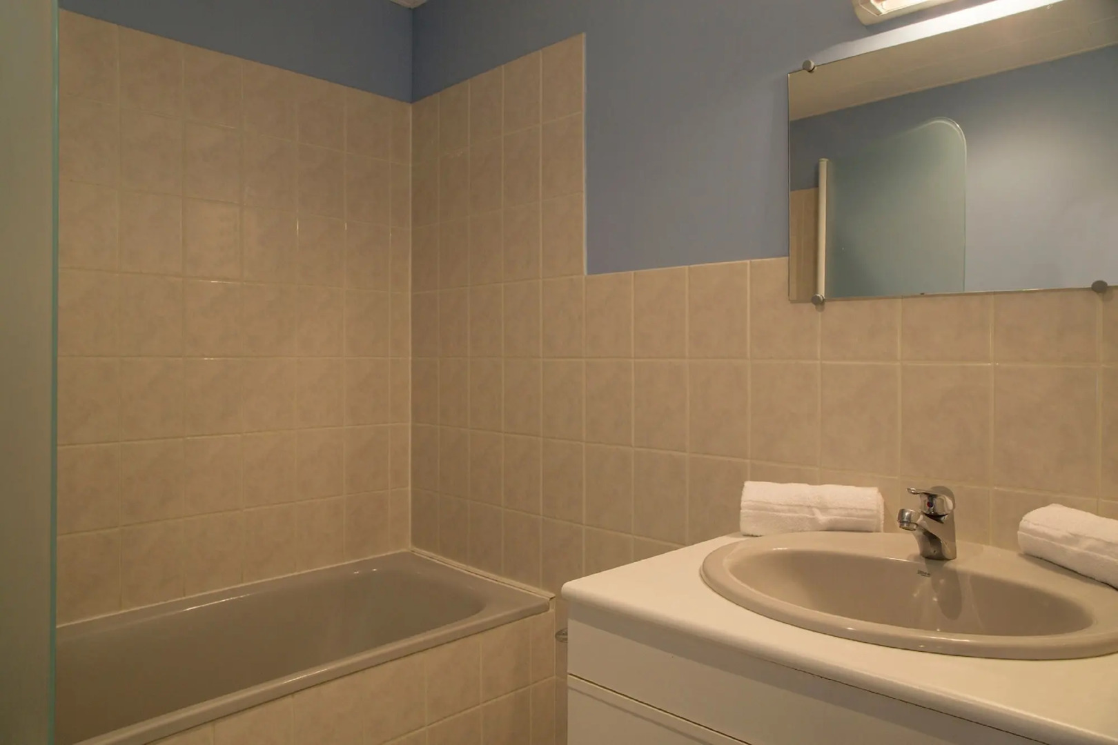 Brit Hotel Chinon le Lion d'Or