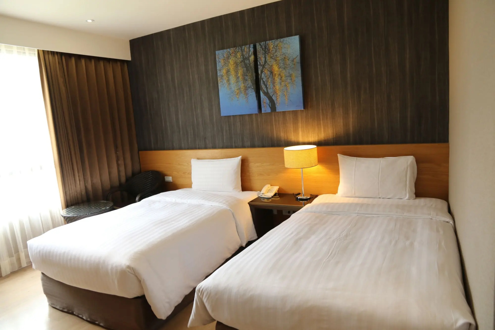 Lealea Garden Hotels - Sun Lake