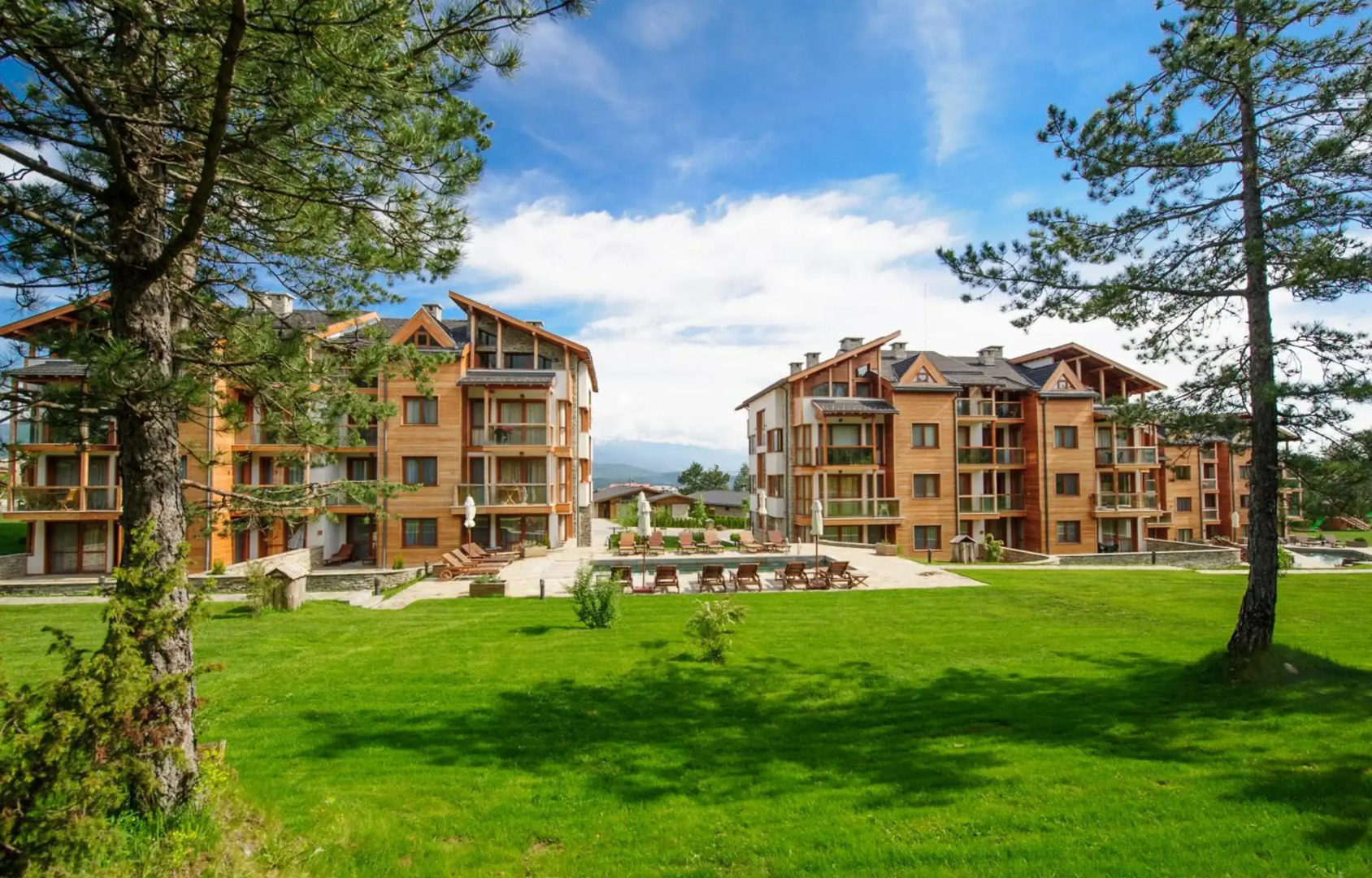 Pirin Golf & Country Club Apartments Complex