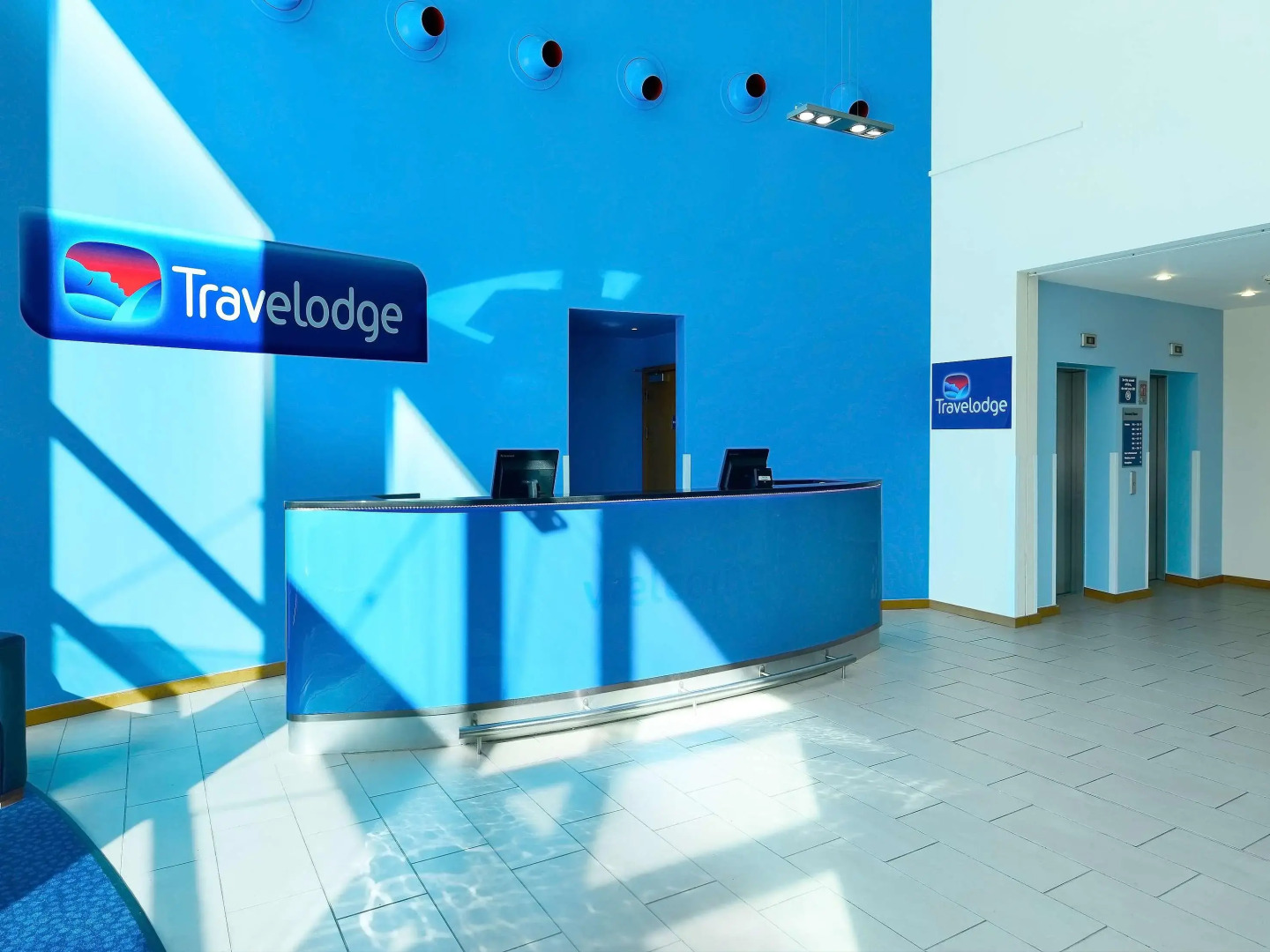 Travelodge Milton Keynes The Hub Hotel