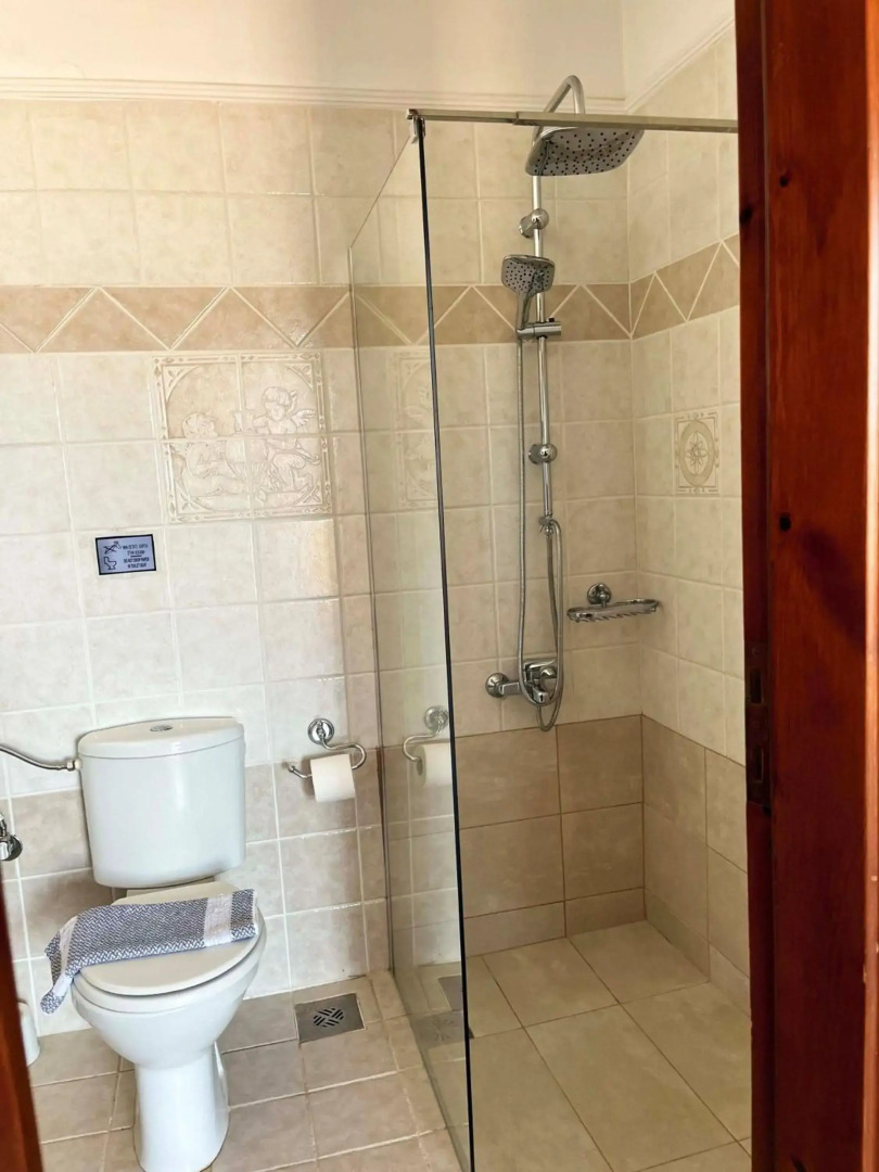 Skandalis Traditional Suites