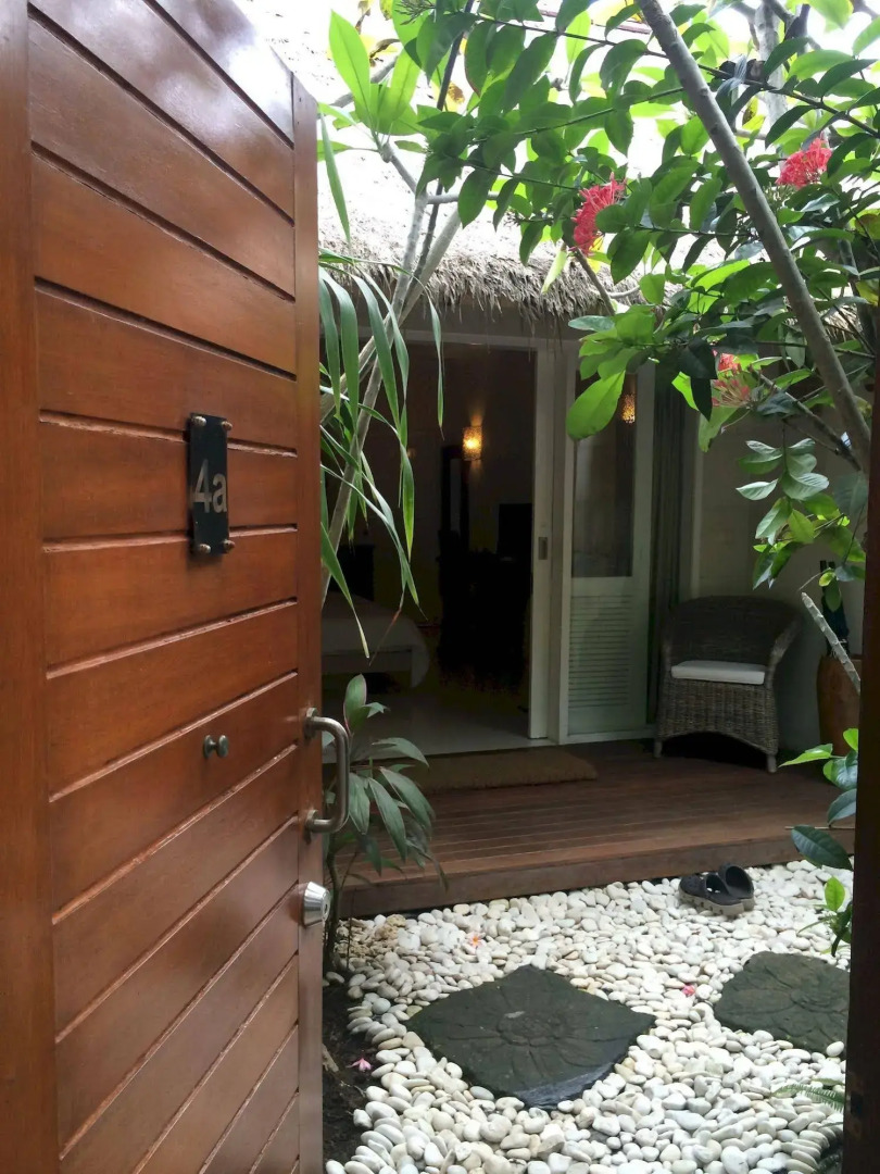 Scallywags Mango Motel