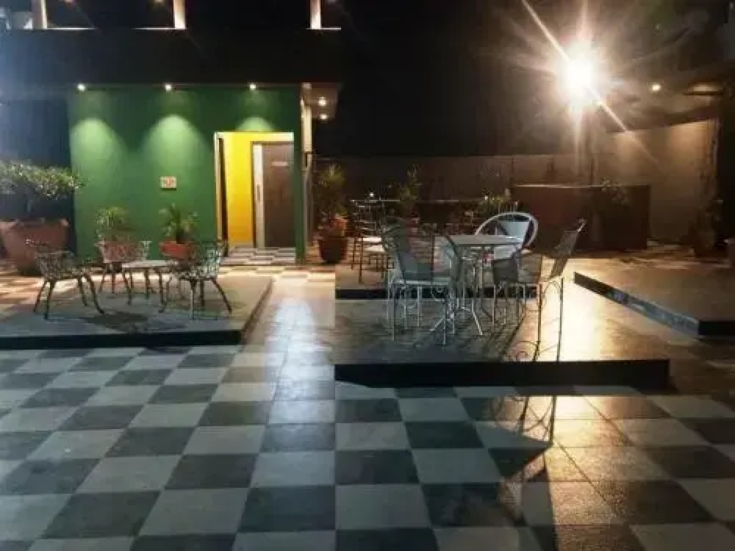 Rutbah Hotel And Restaurant