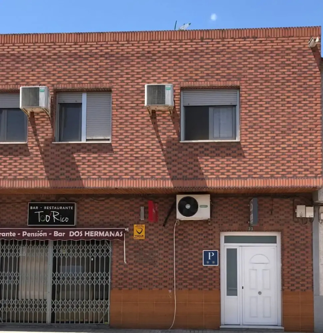 Pensión Dos Hermanas