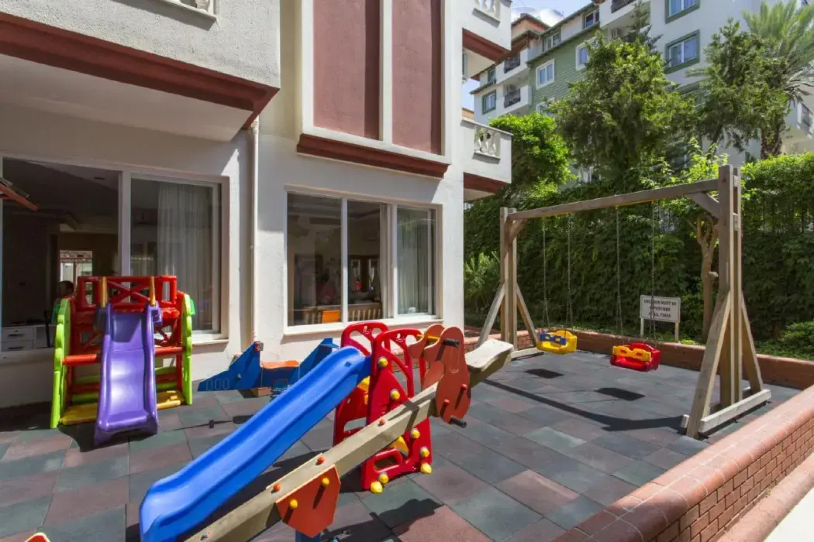 Villa Sunflower Hotel