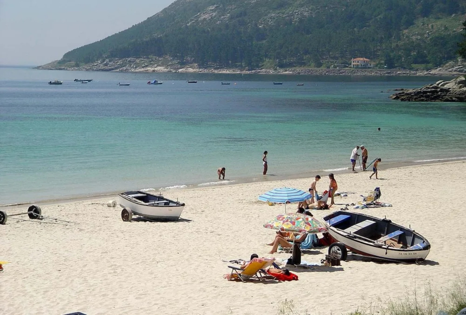 102005 -  House in Muros