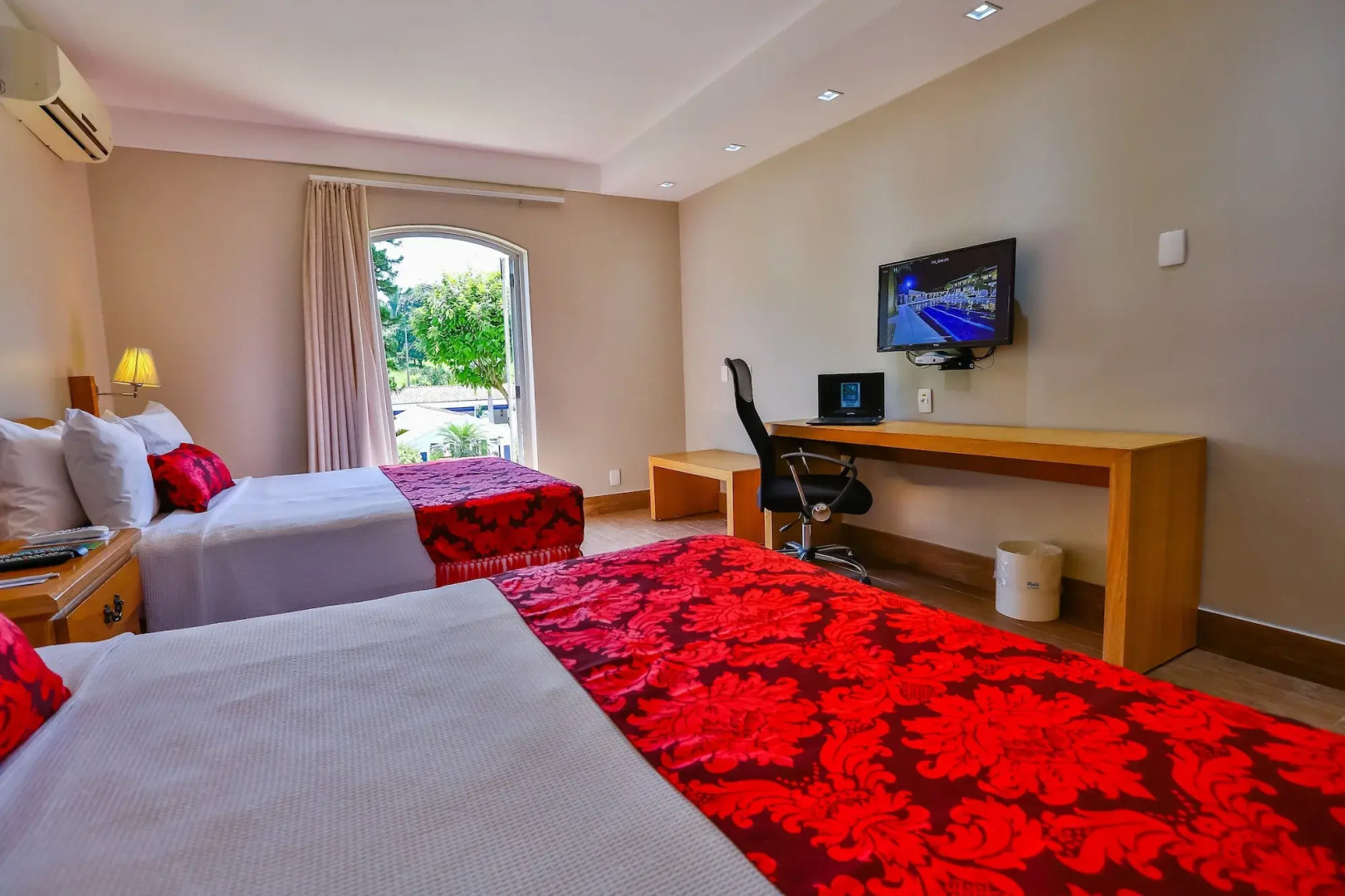 Sun Valley Marília by Atlantica